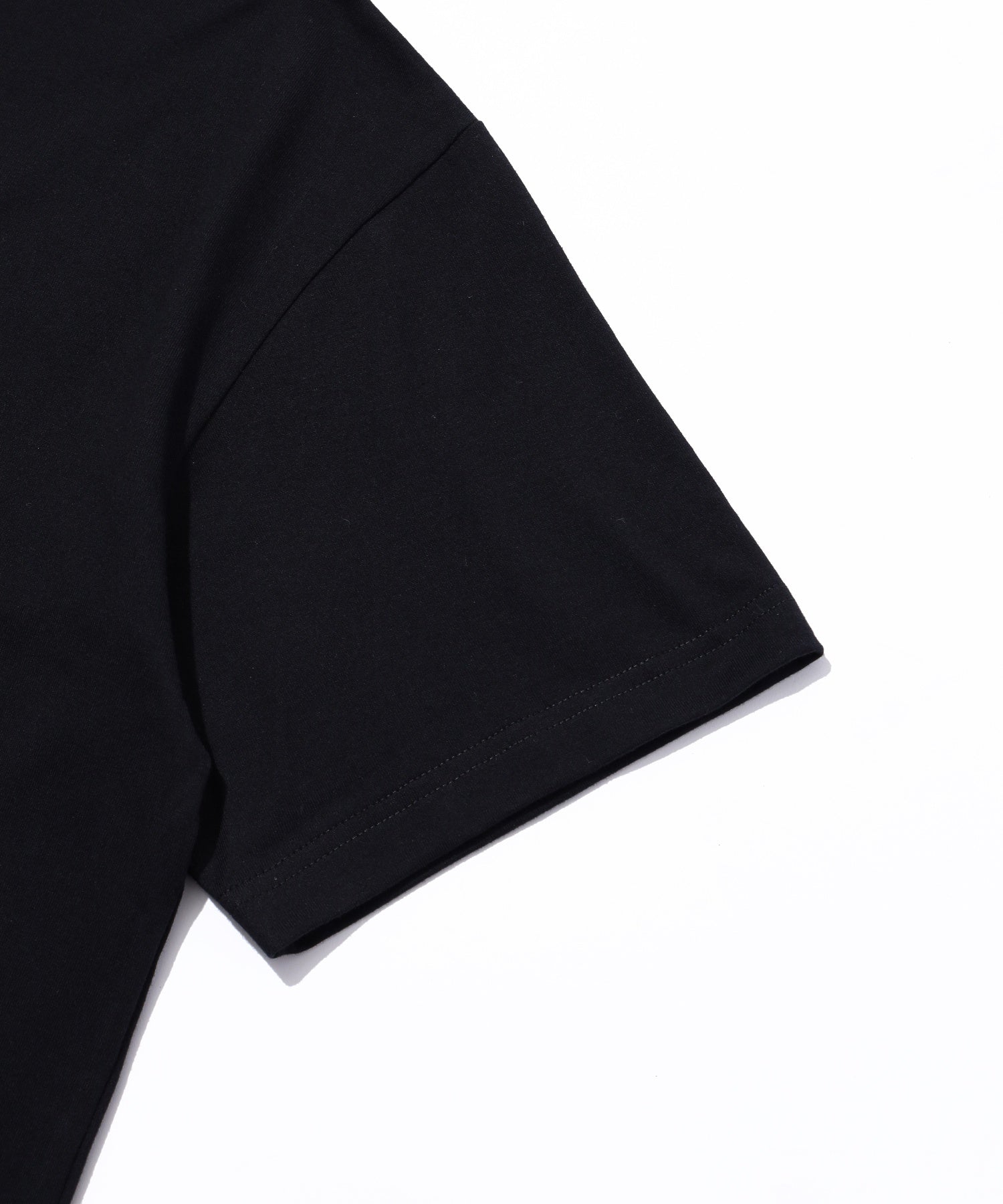 XLARGE×CYBERPUNK: EDGERUNNERS S/S TEE REBECCA