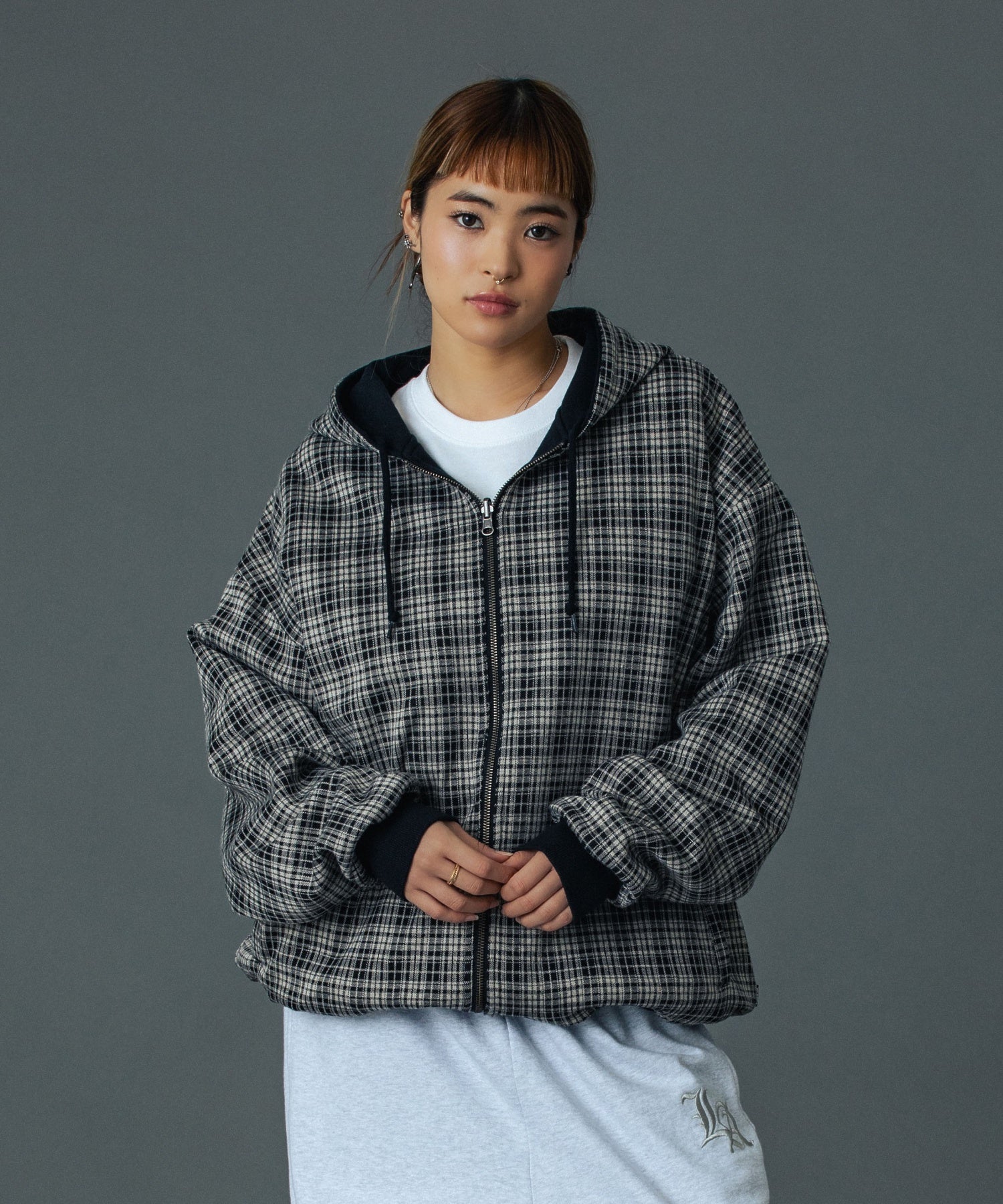 MODEL 身長165cm/ 着用サイズ：Lサイズ