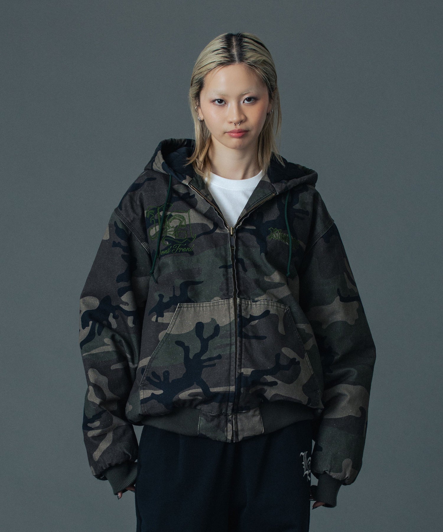 MODEL 身長167cm / 着用サイズ：Lサイズ