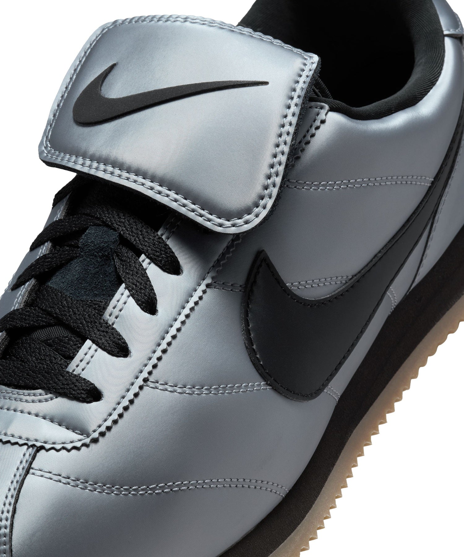 NIKE/ナイキ/CORTEZ SE HQ3490-099