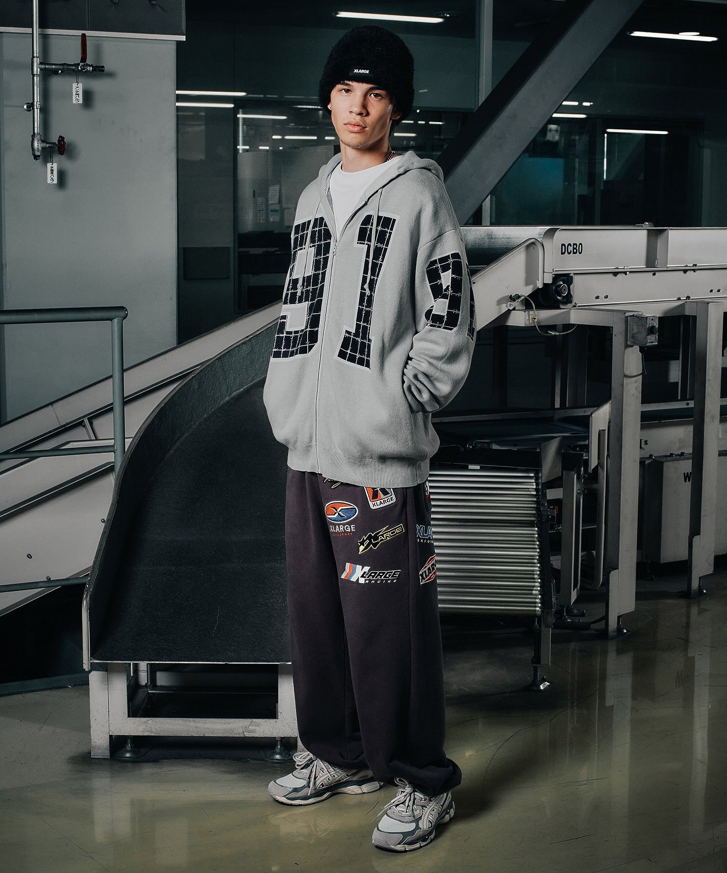 JACQUARD BARBED WIRE ZIP KNIT