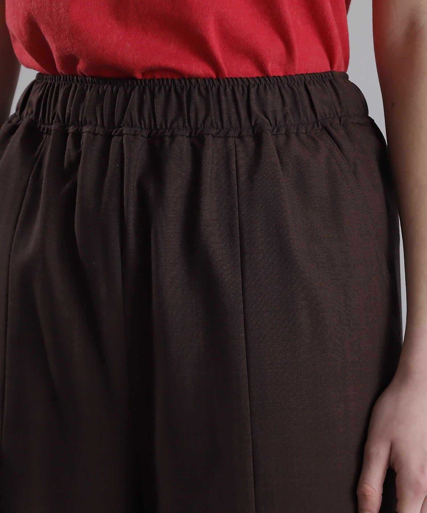 スーチングフロントスリットワンドパンツ