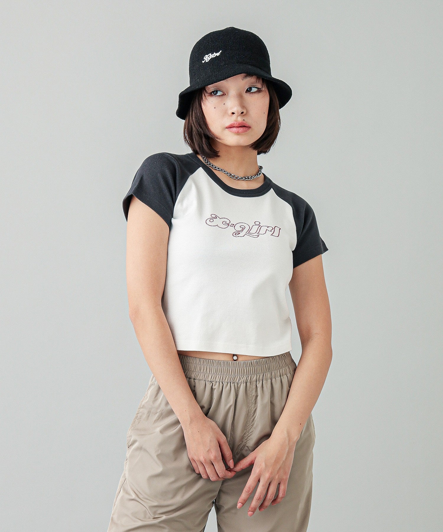 LOGO BUCKET HAT