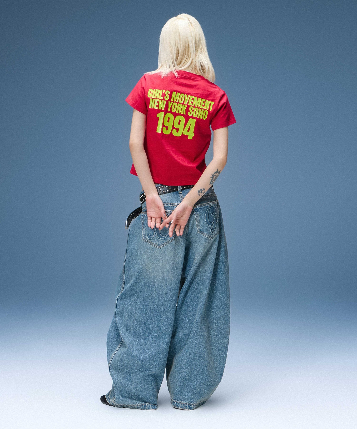 DISTRESSED BAGGY DENIM PANTS