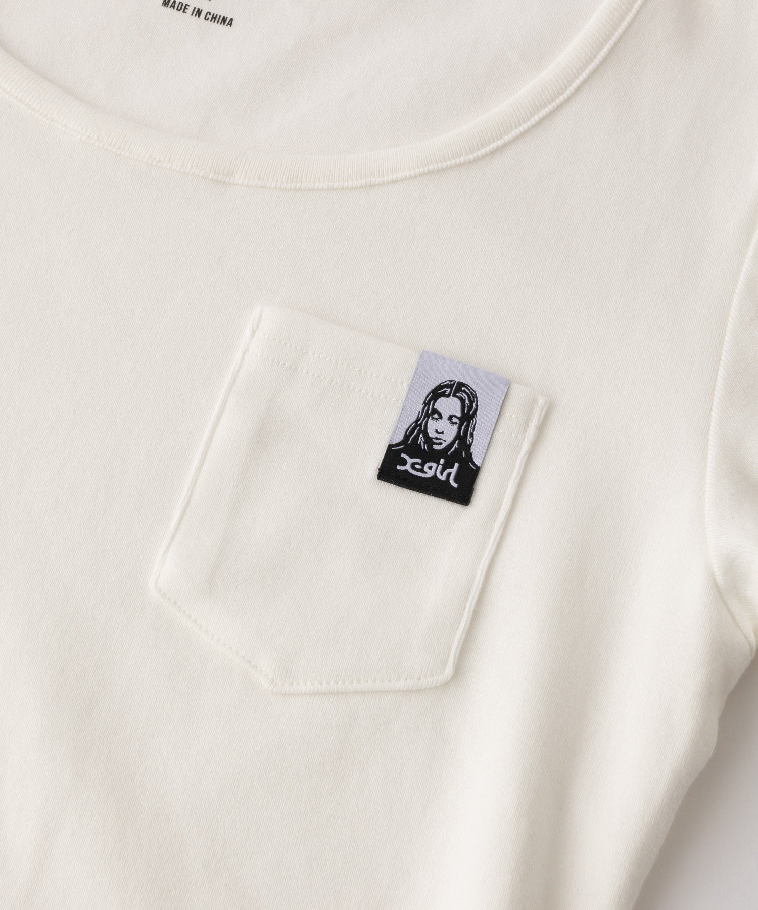 FACE LABEL POCKET BABY TEE