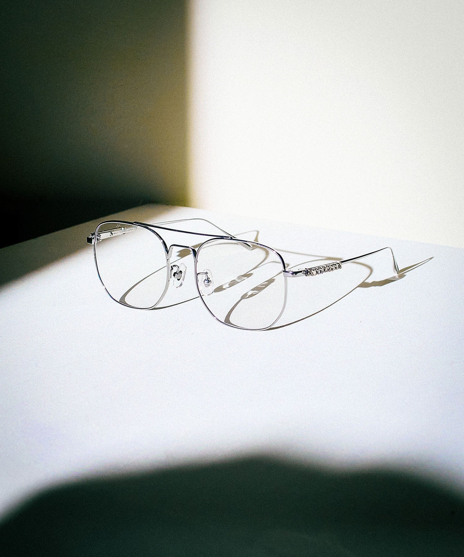 Heyep/AVIATOR GLASSES WITH RHINESTONES LOGO