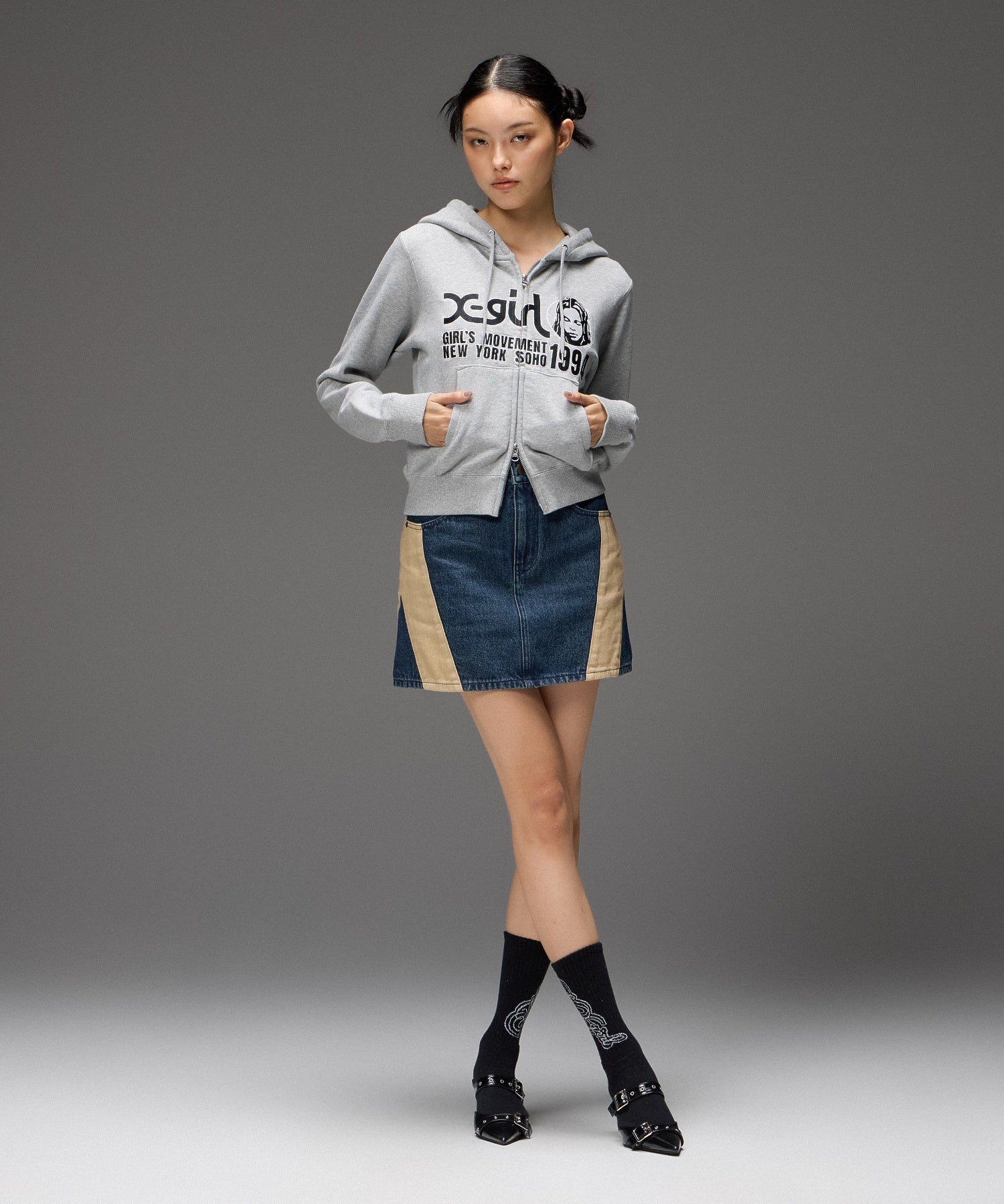 FACE AND LOGO COMPACT ZIP UP SWEAT HOODIE