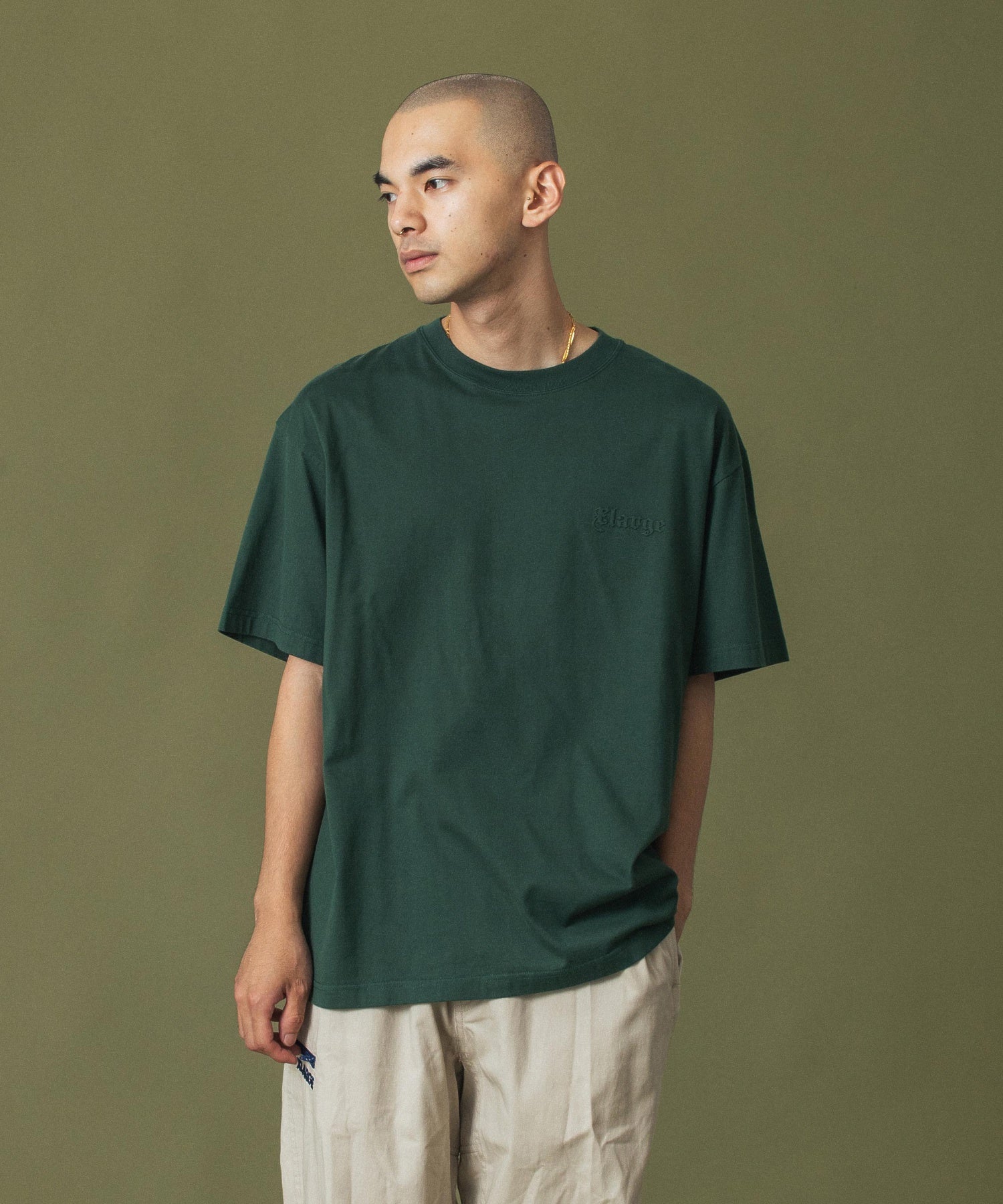 MODEL 身長172cm / 着用サイズ：Lサイズ