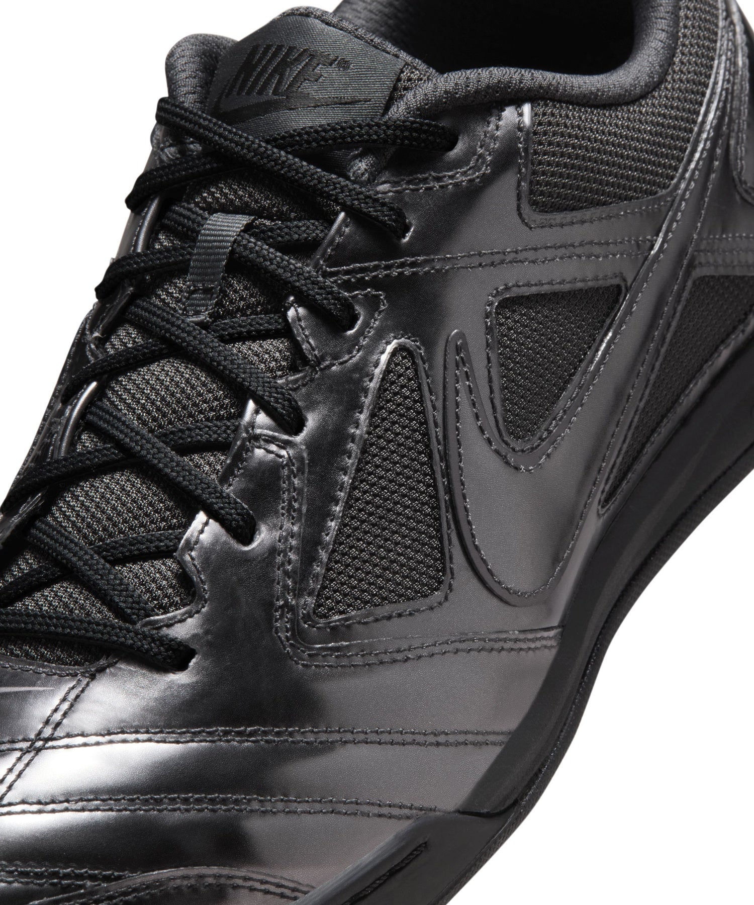 NIKE IB3566-002 GATO LV8