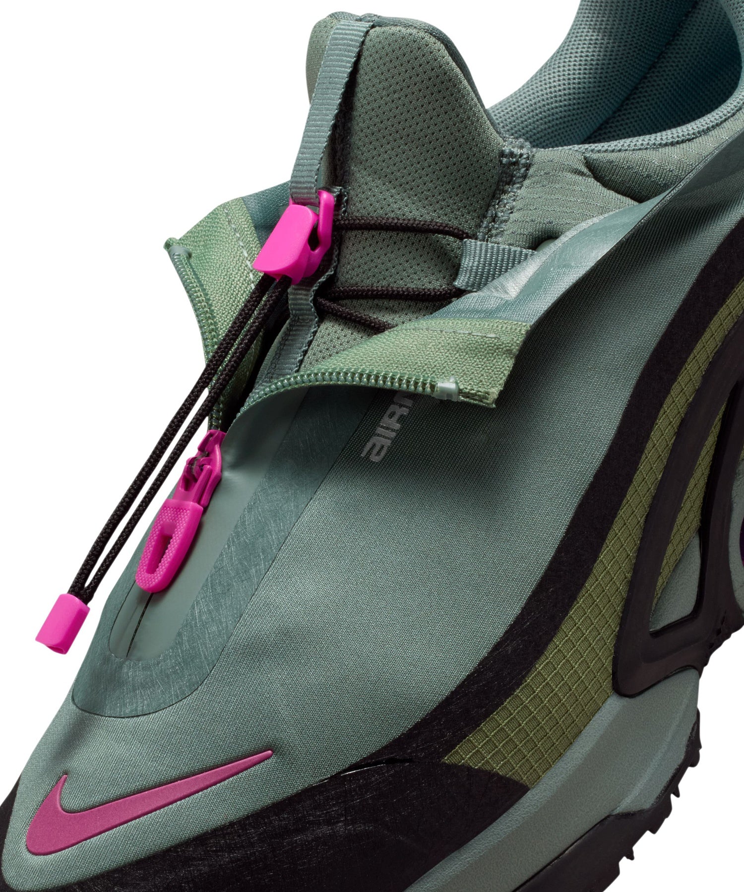 NIKE/ナイキ/AIR MAX DN ROAM HQ8605-300