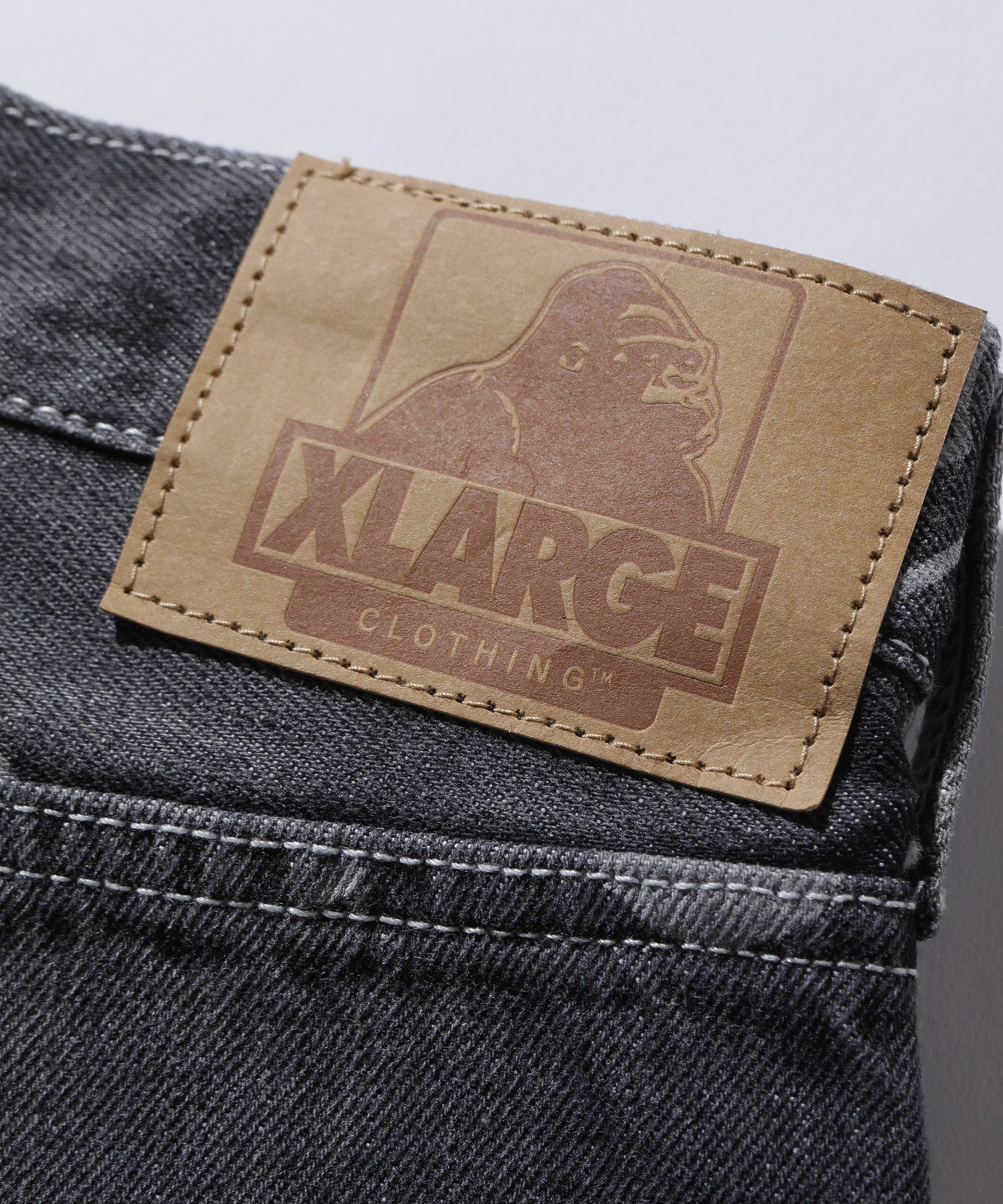 XLARGE×SpongeBob DENIM PANTS