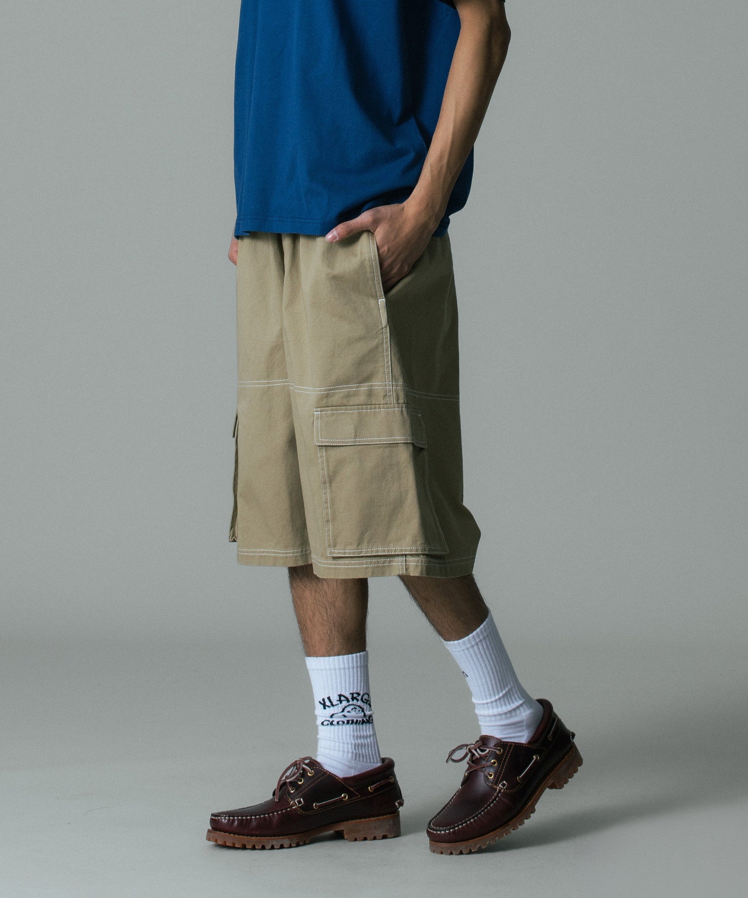 MODEL 身長183cm / 着用サイズ：Lサイズ