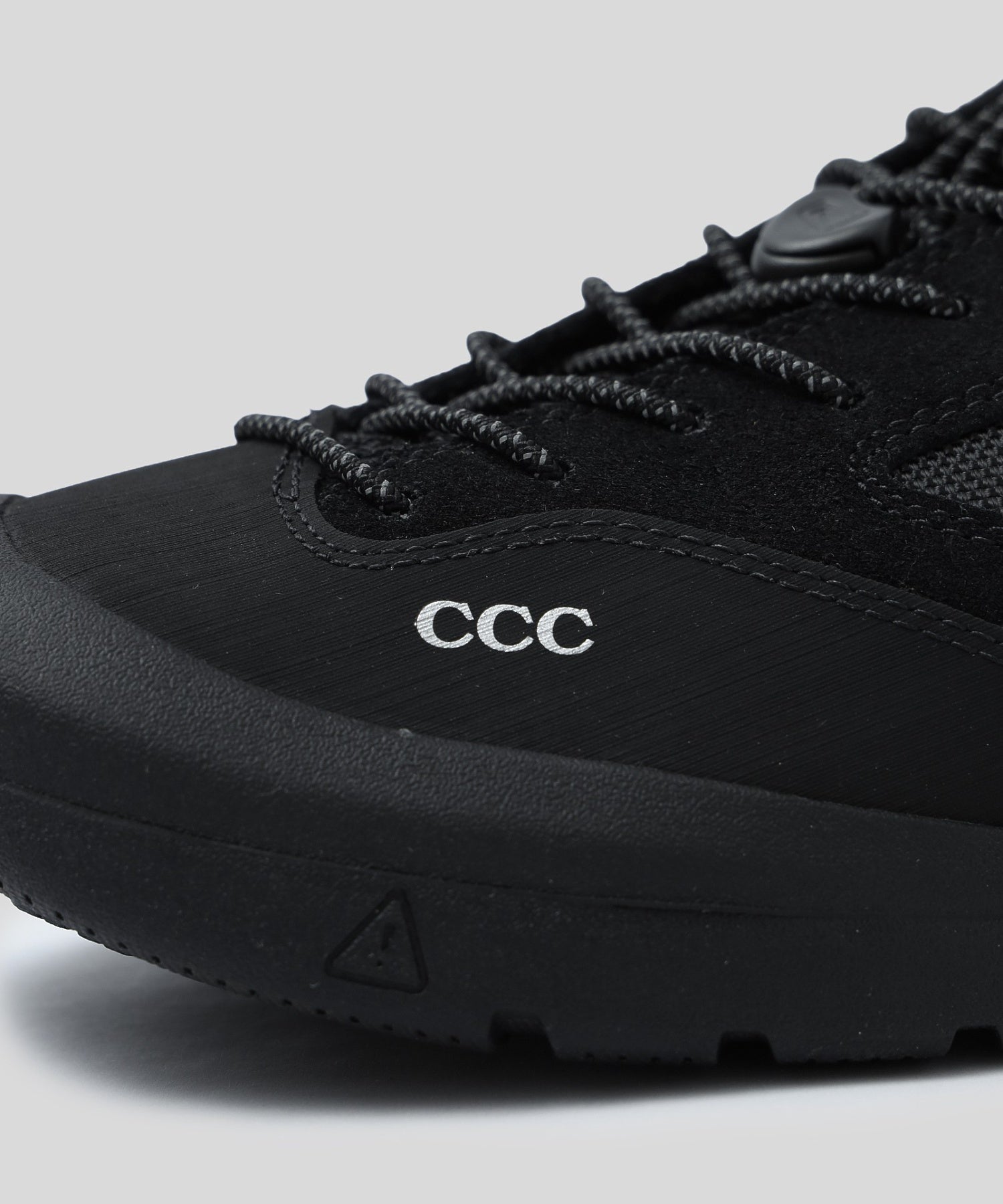 CCC × KEEN JASPER III / BLACK/BLACK BEAUTY