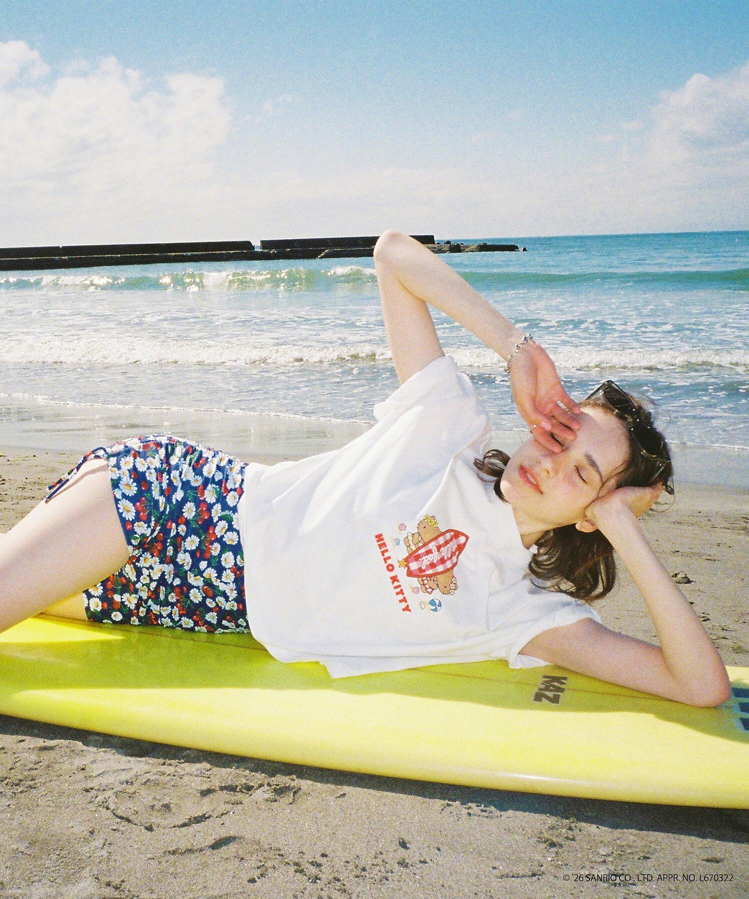 MILKFED. × HELLO KITTY SUN-KISSED SURF S/S TEE