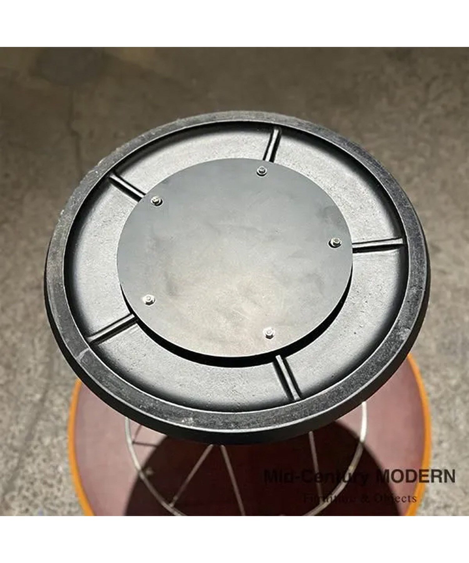 Cyclone Side Table / Isamu Noguchi / Used