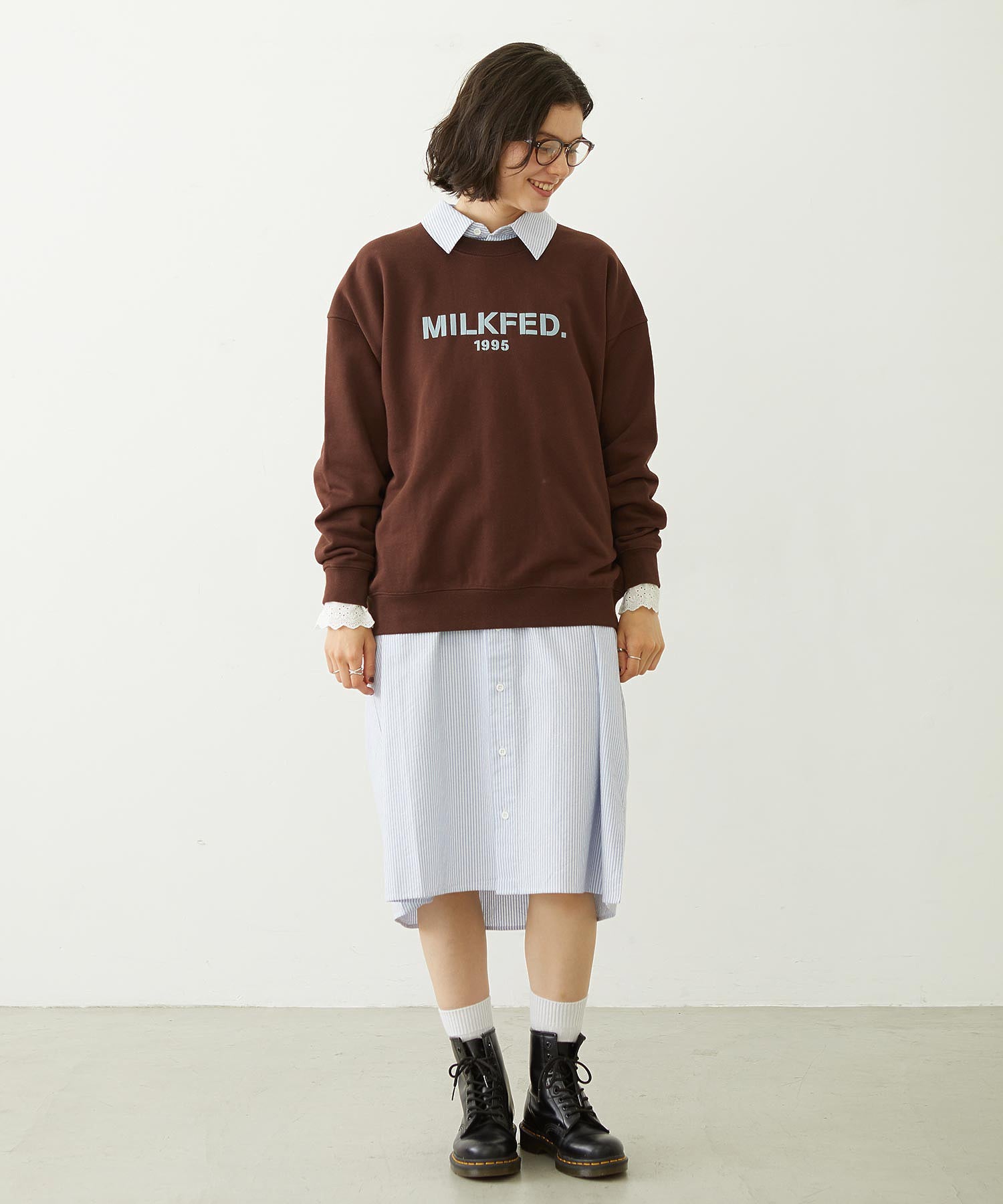 STENCIL LOGO WIDE CREW SWEAT TOP