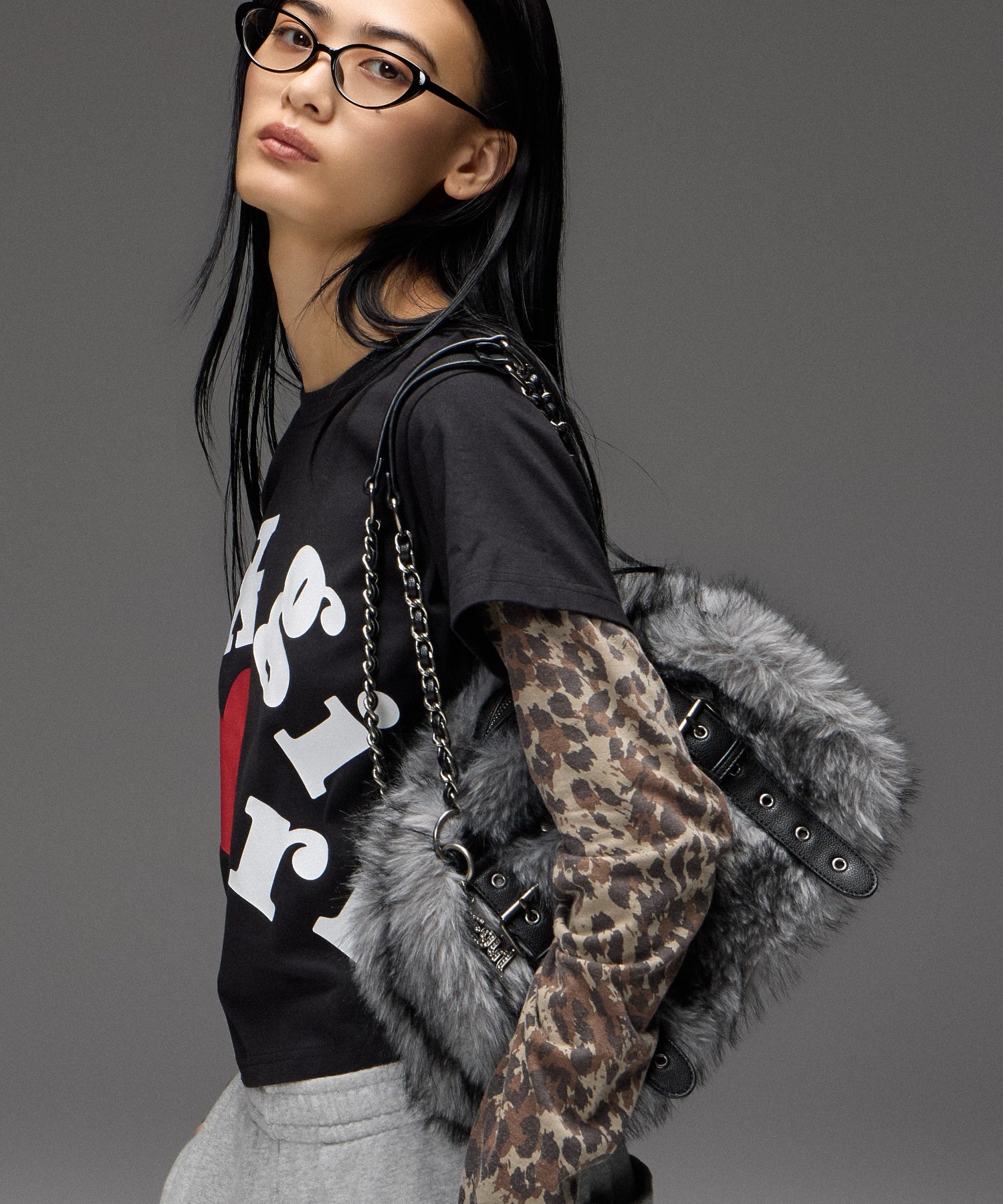 FAUX FUR CHAIN BAG
