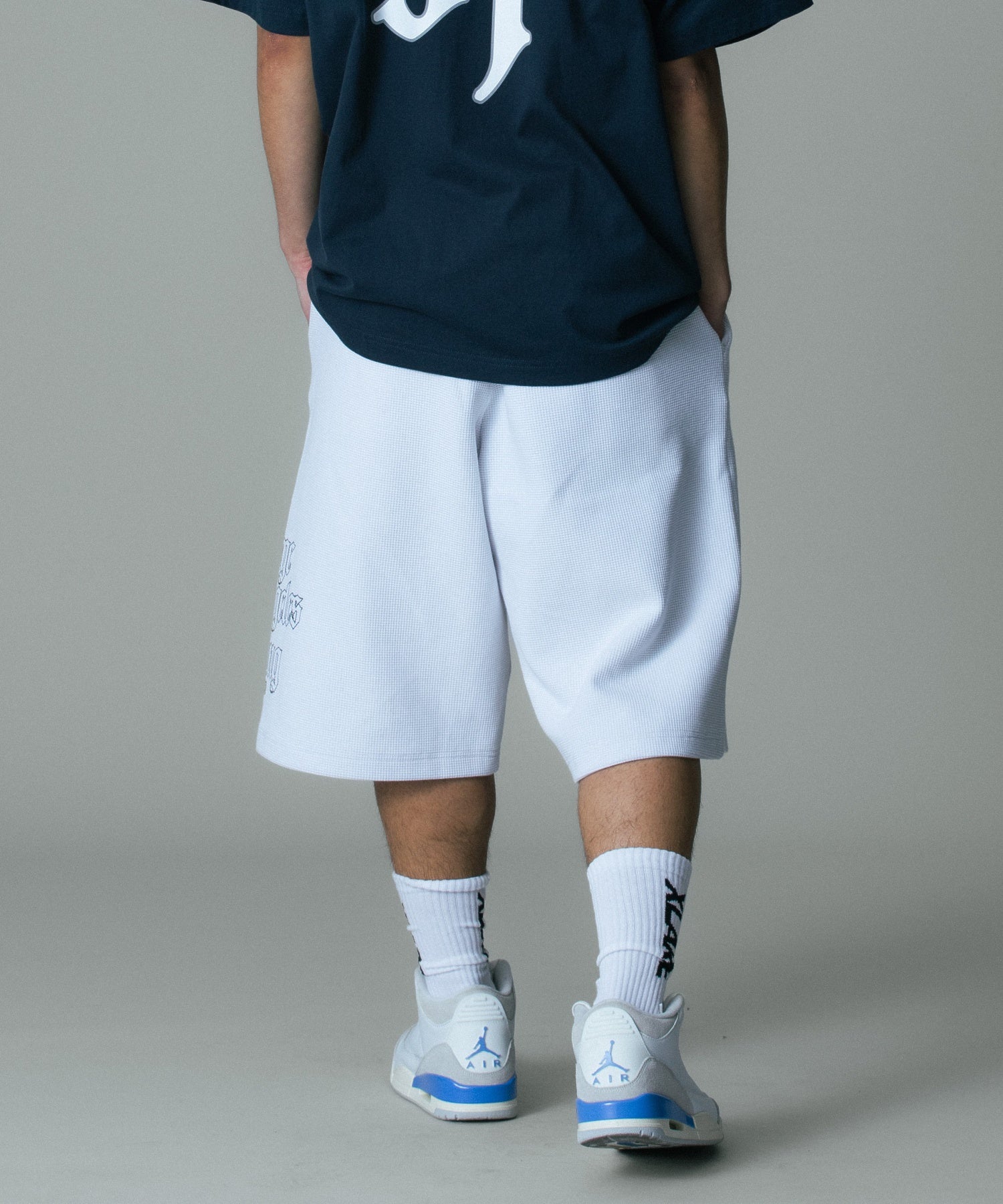 OLD ENGLISH WAFFLE SHORT PANTS