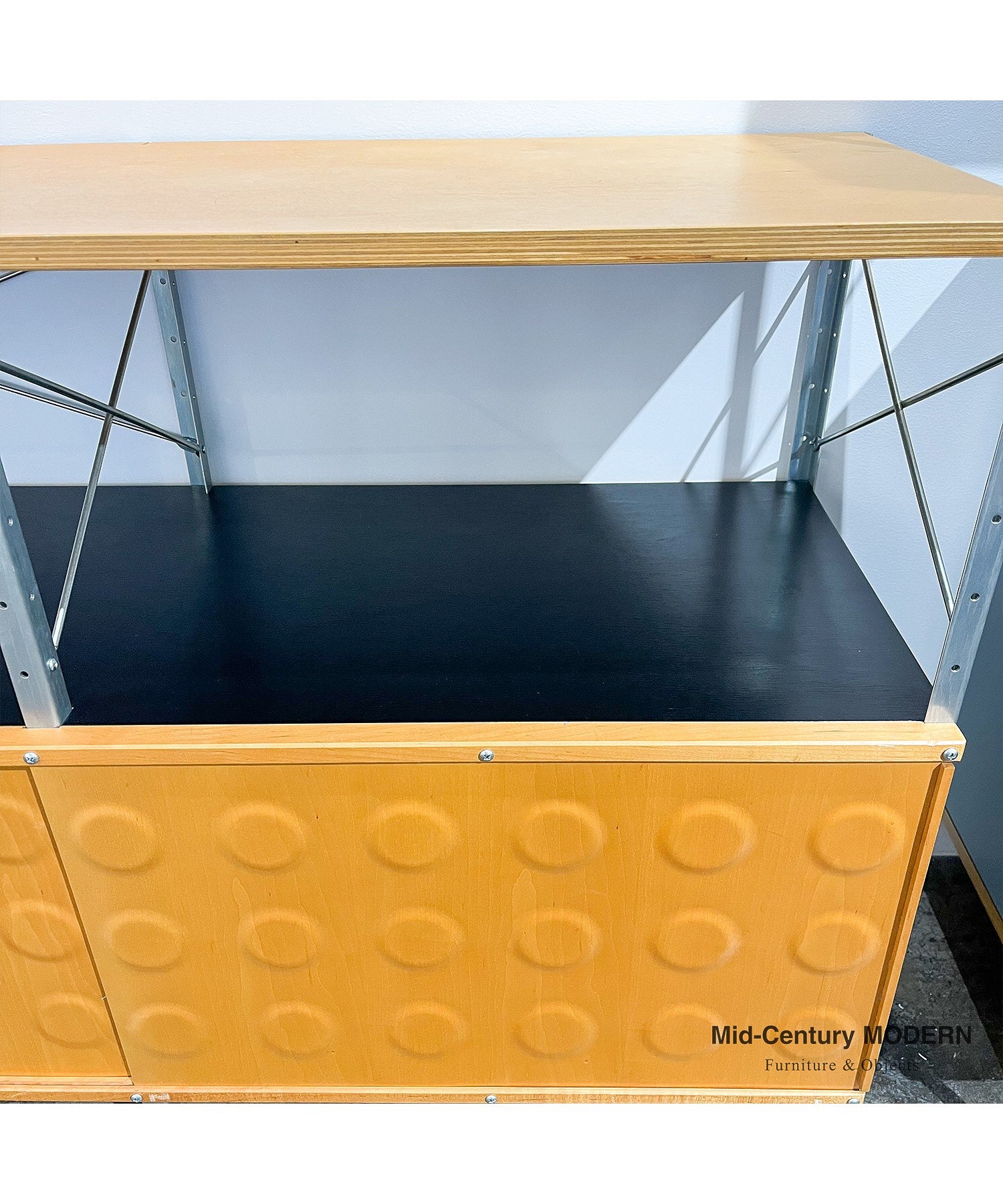 ESU230-N / Herman Miller / Used