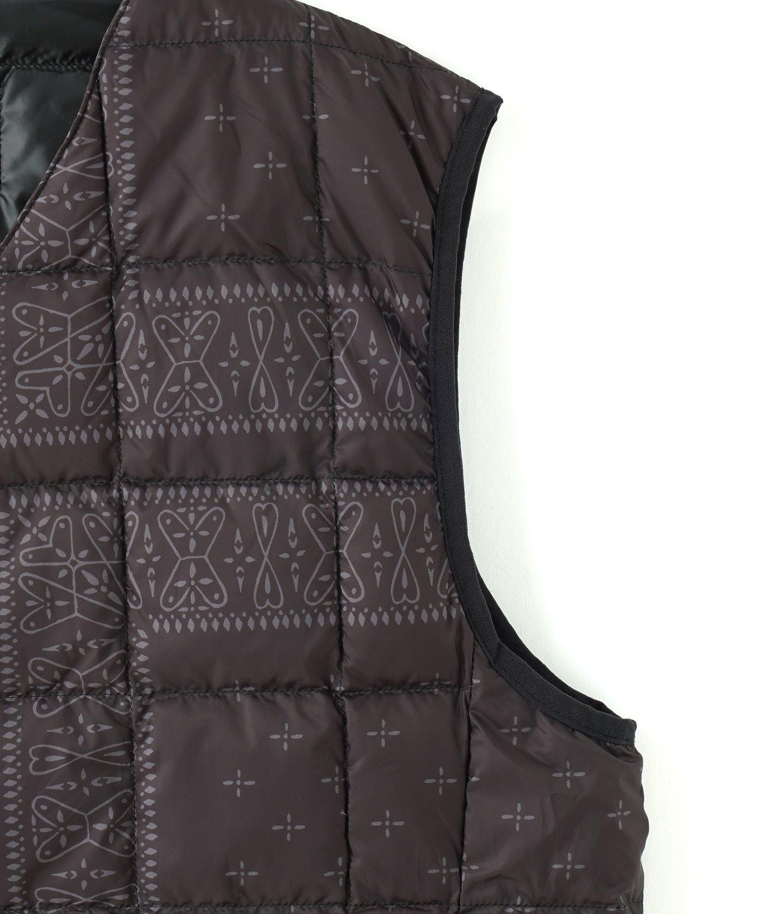 TAION/タイオン/V NECK BUTTON DOWN VEST/TAION-001