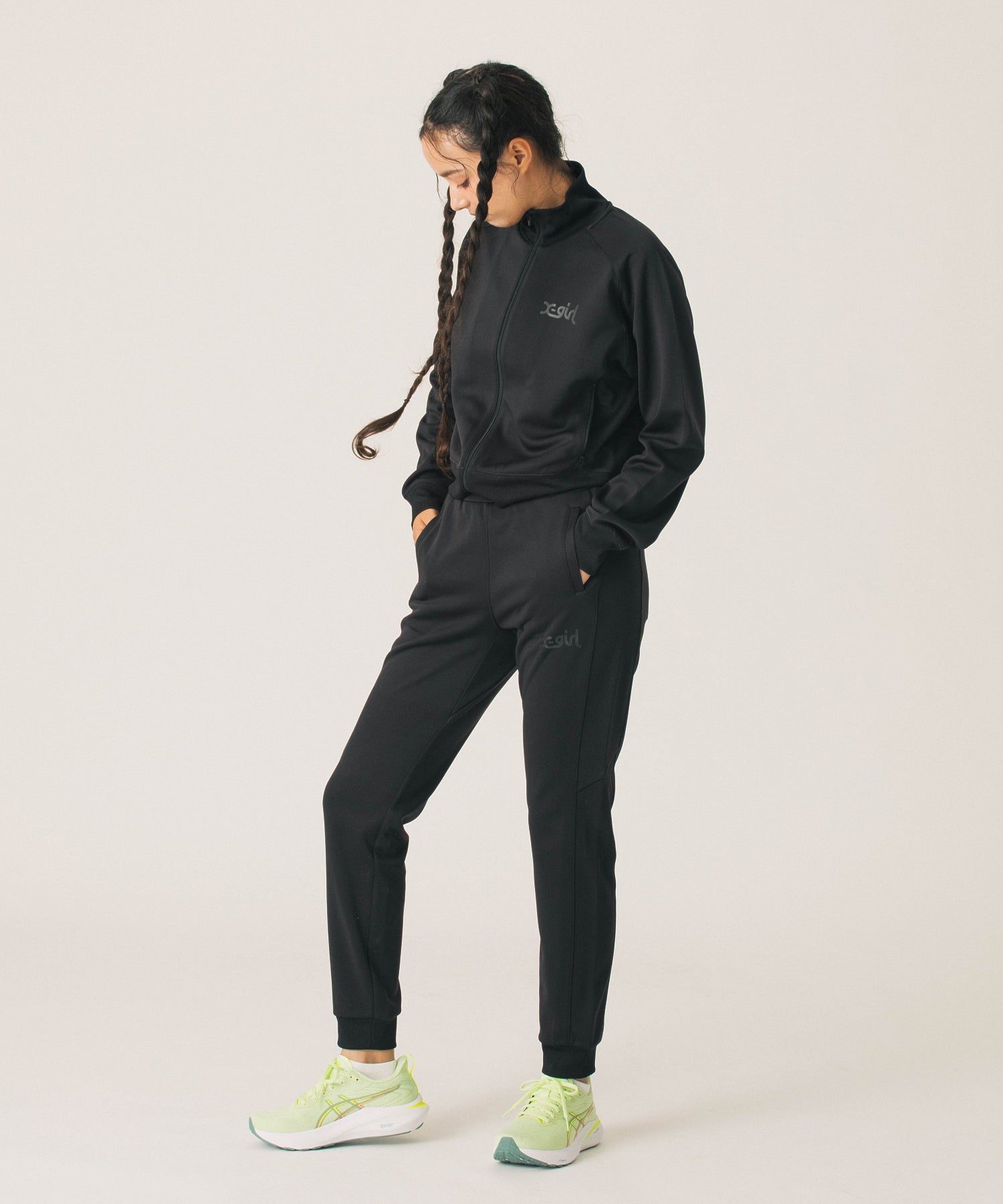 SHORT TRACK JACKET