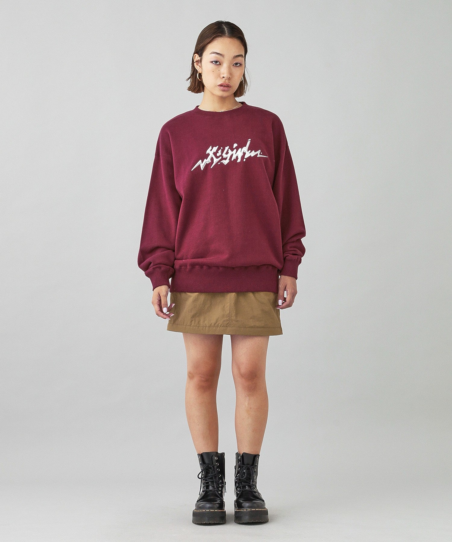 METALLIC DISTORTION LOGO SWEAT TOP