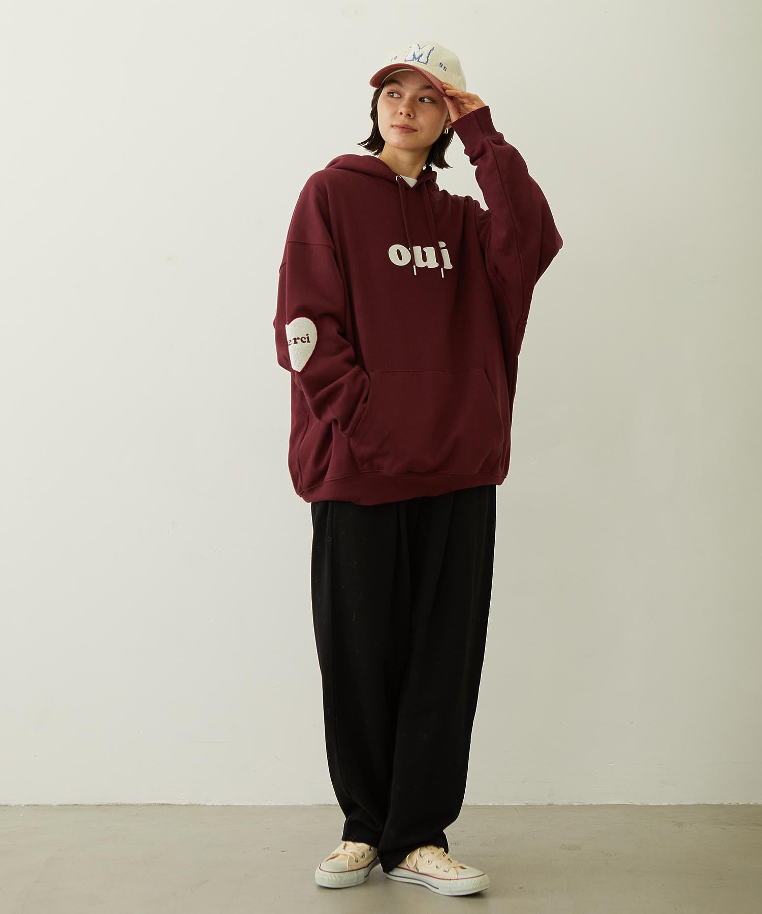 HEART ELBOW PATCH SWEAT HOODIE