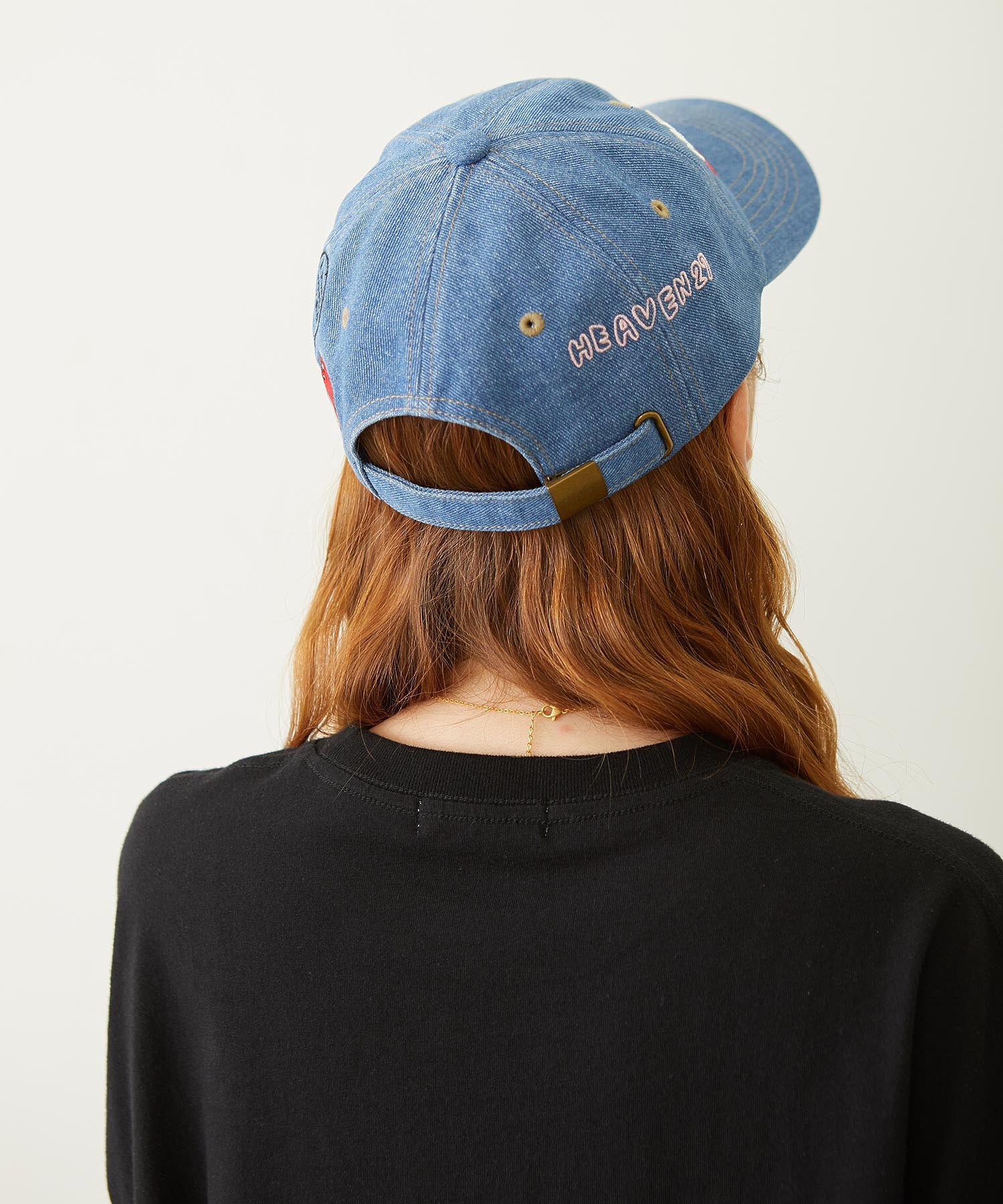 DOODLE EMBROIDERY CAP