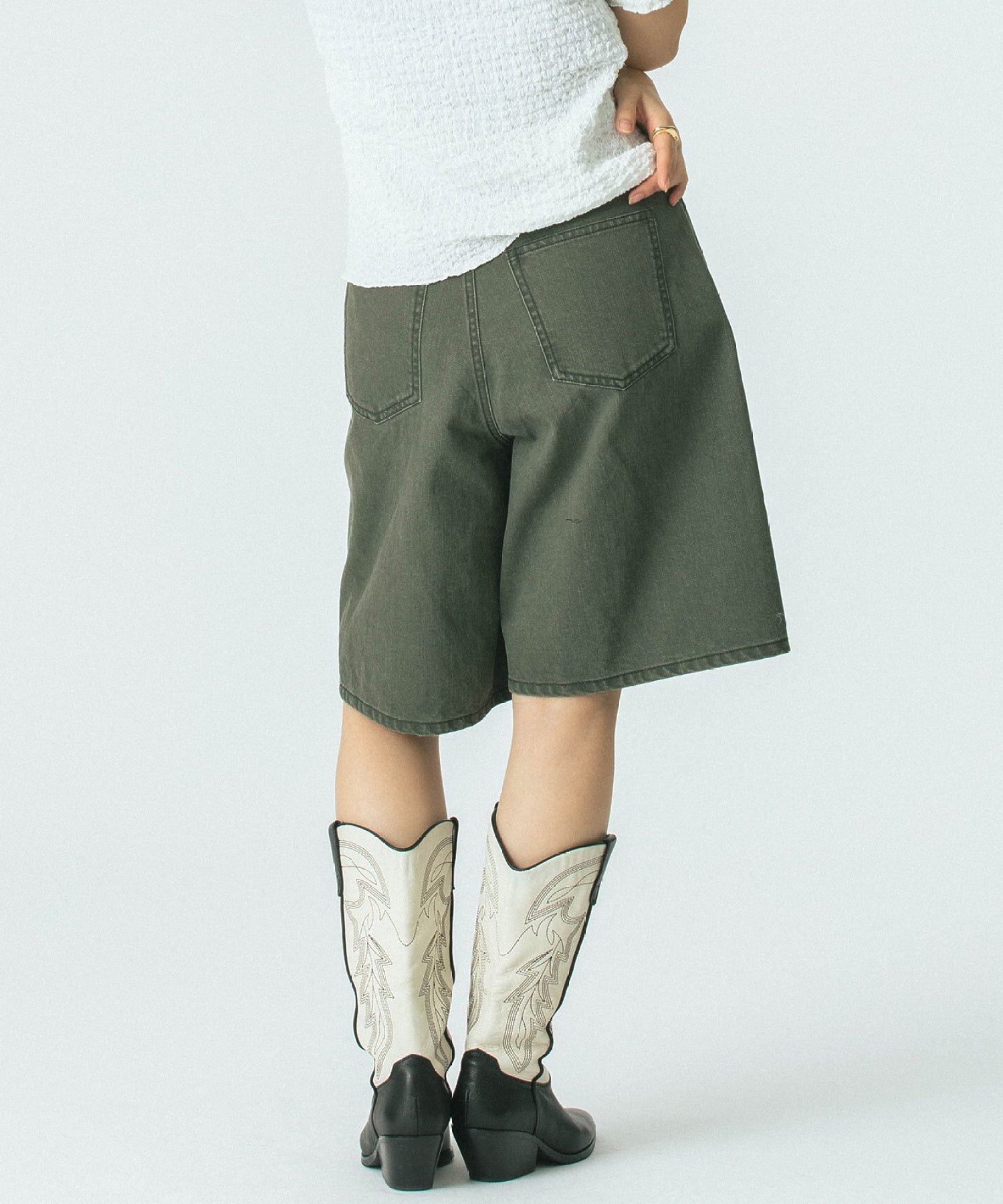 CREOLME/TUCK HALF PANTS