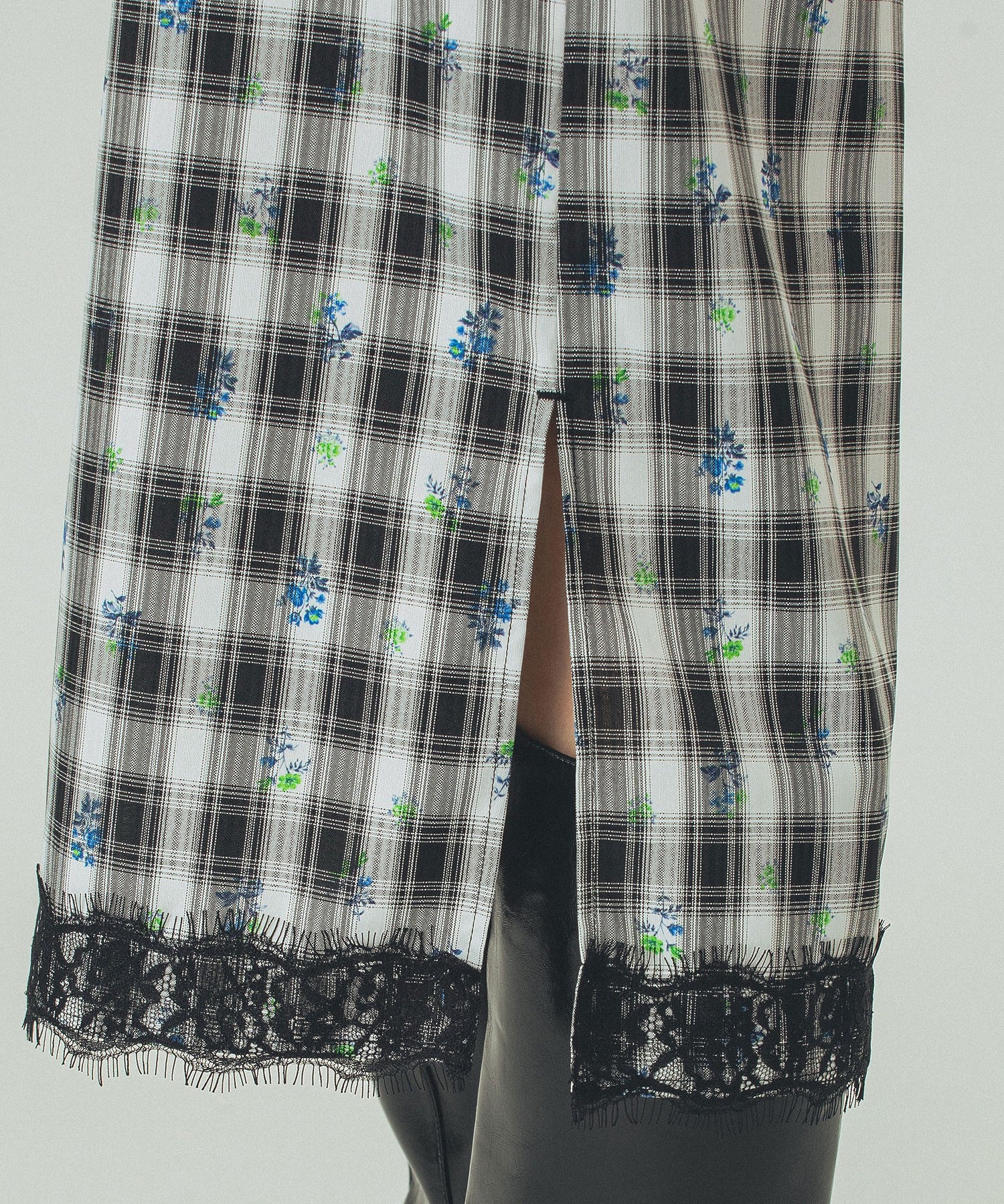 mag.by c/FLOWER PRINT CHECK CAMI DRESS