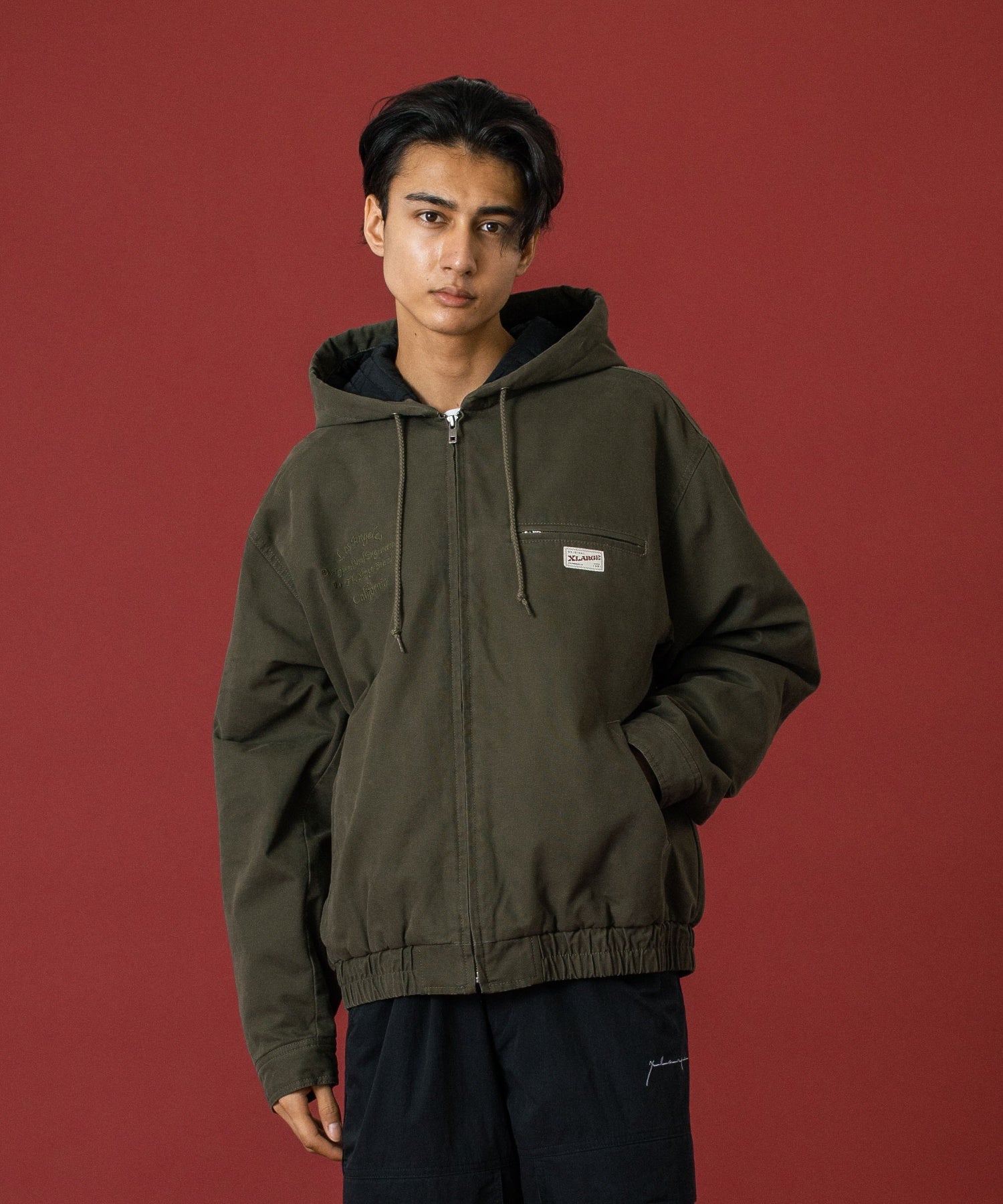 MODEL 身長183cm / 着用サイズ：Lサイズ