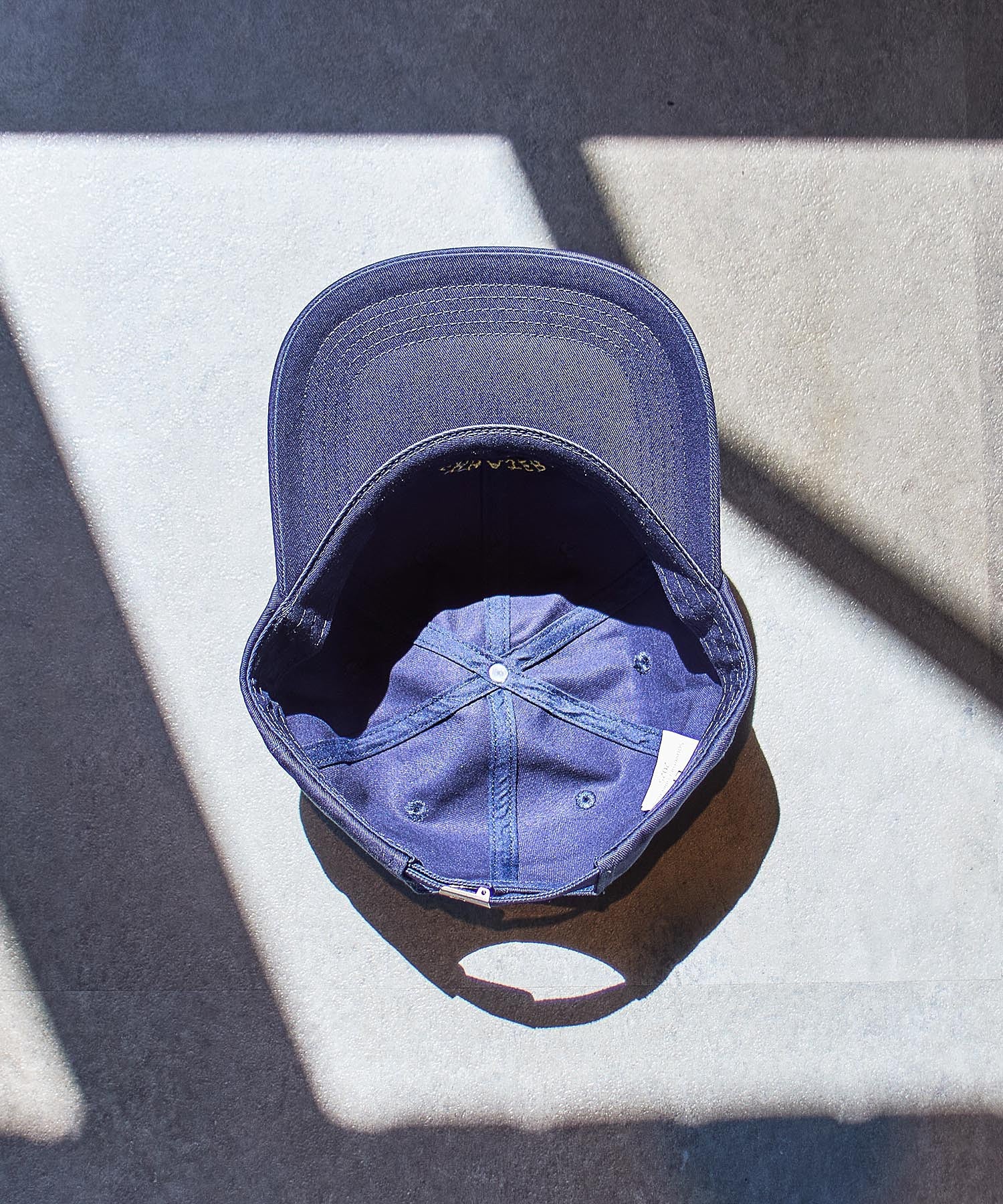 LY/LETREO CAP