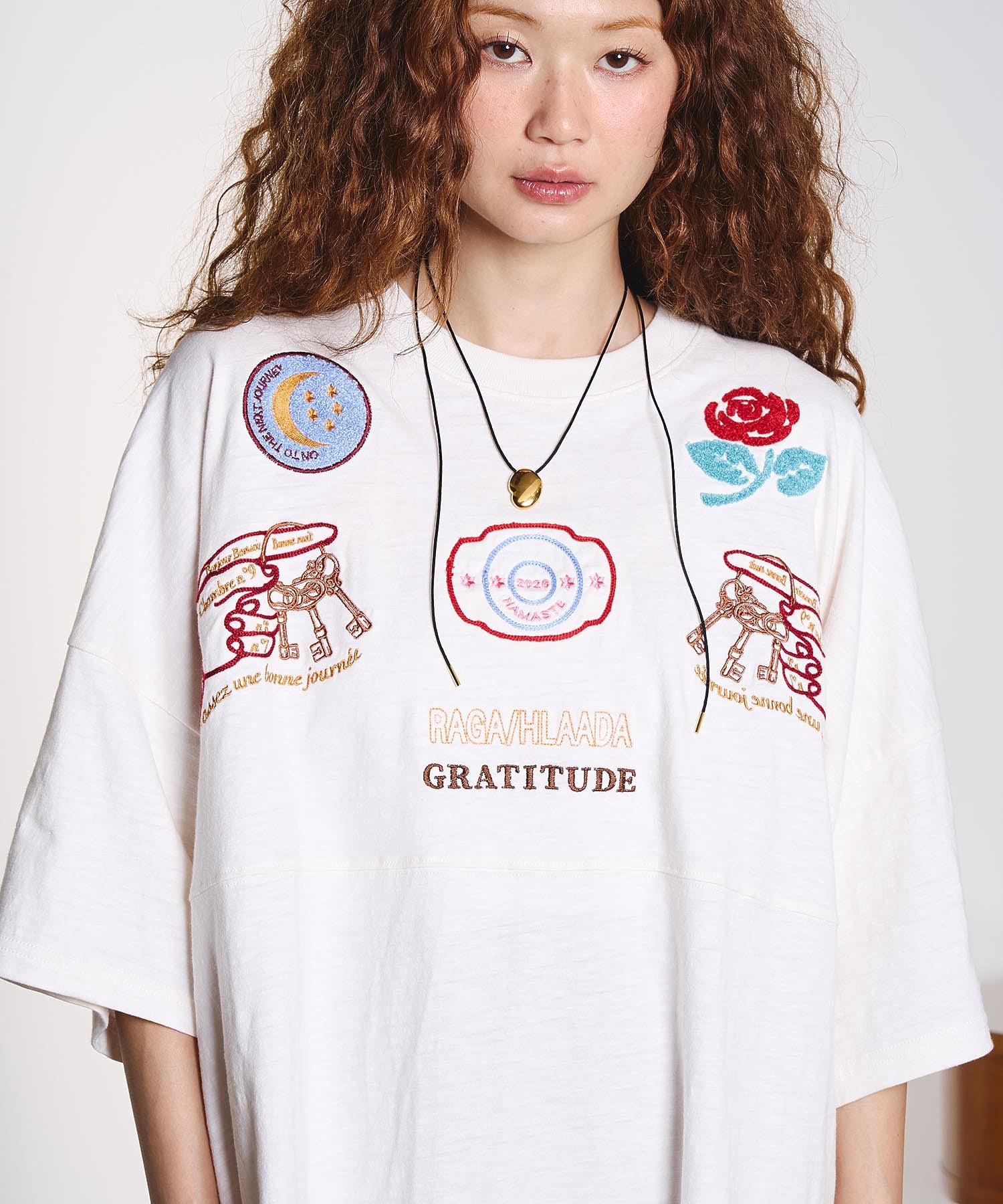 HLAADA for ROSEBUD/EMBROIDERY FOOTBALL TEE