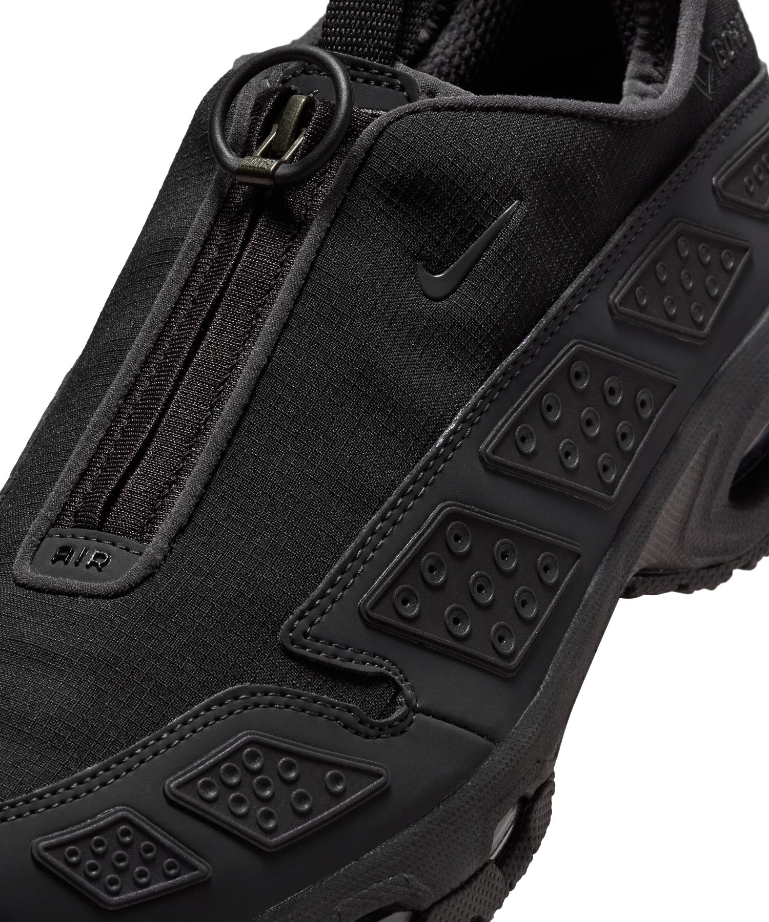 NIKE/ナイキ/WMNS AIR MAX SNDR GTX FZ4238-001