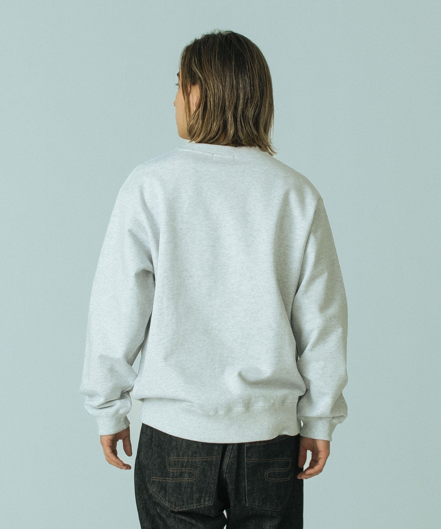 model：H174 着用サイズ：L