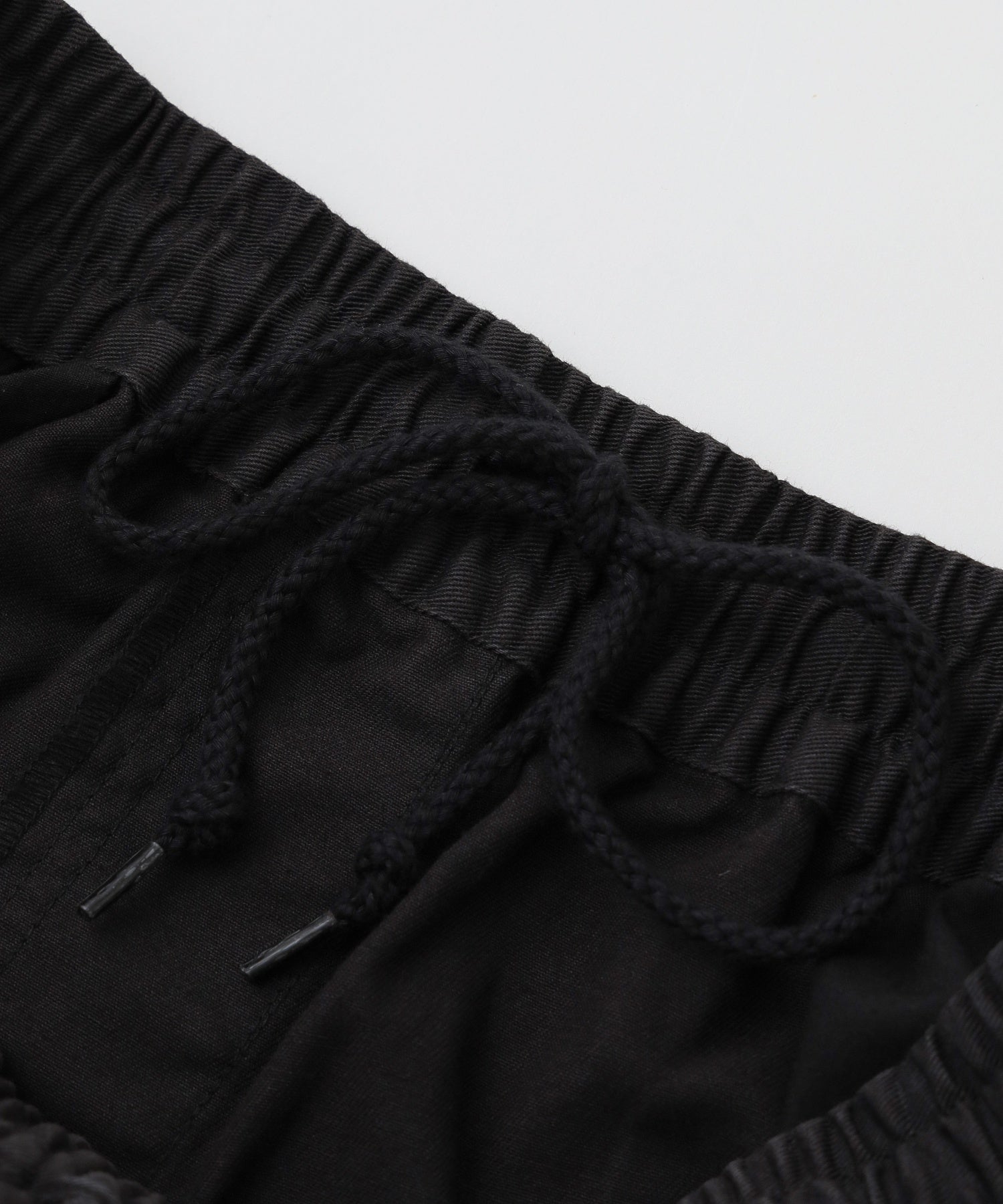 FACE LABEL LOOSE FIT EASY PANTS