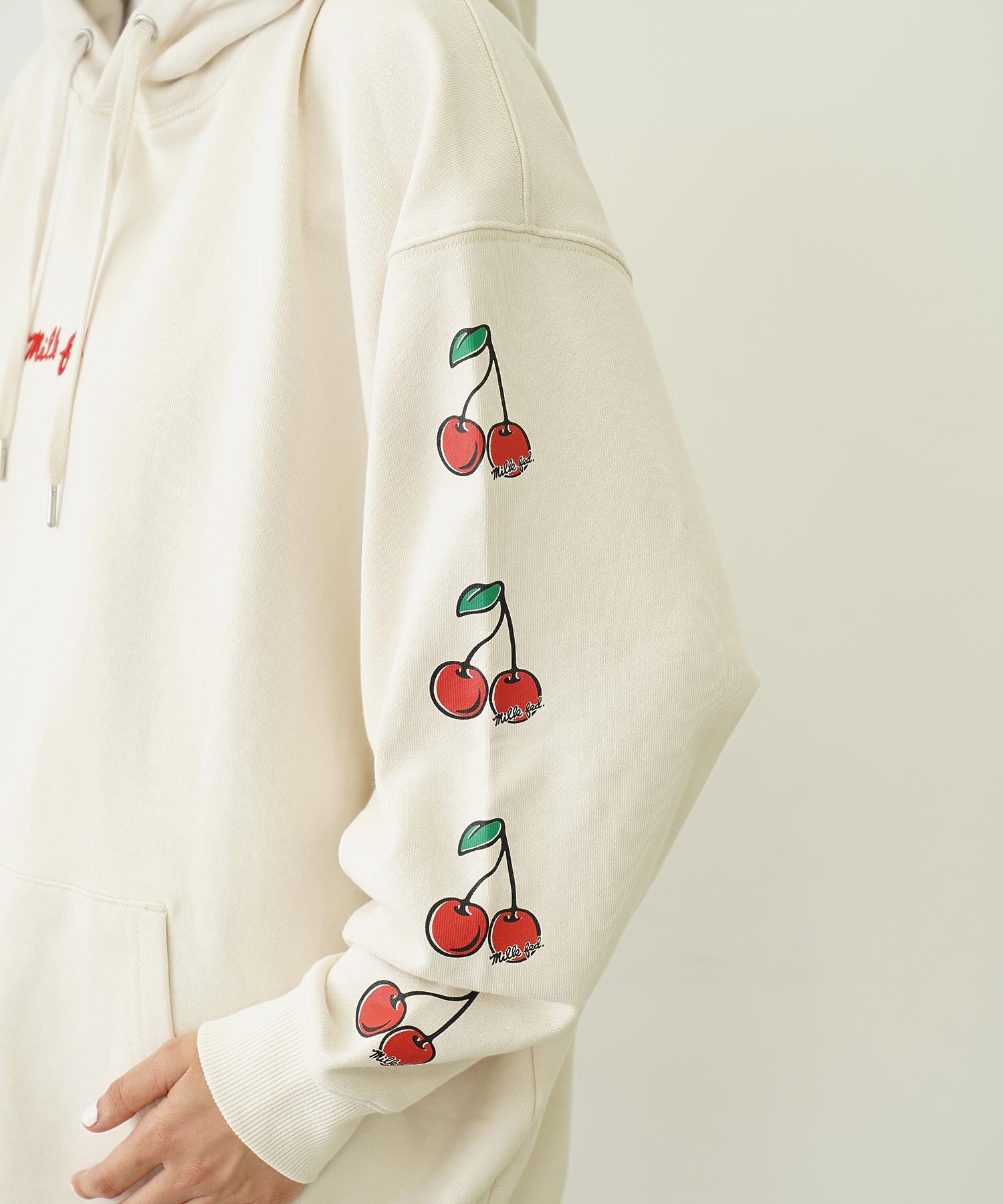 SIDE CHERRIES SWEAT HOODIE