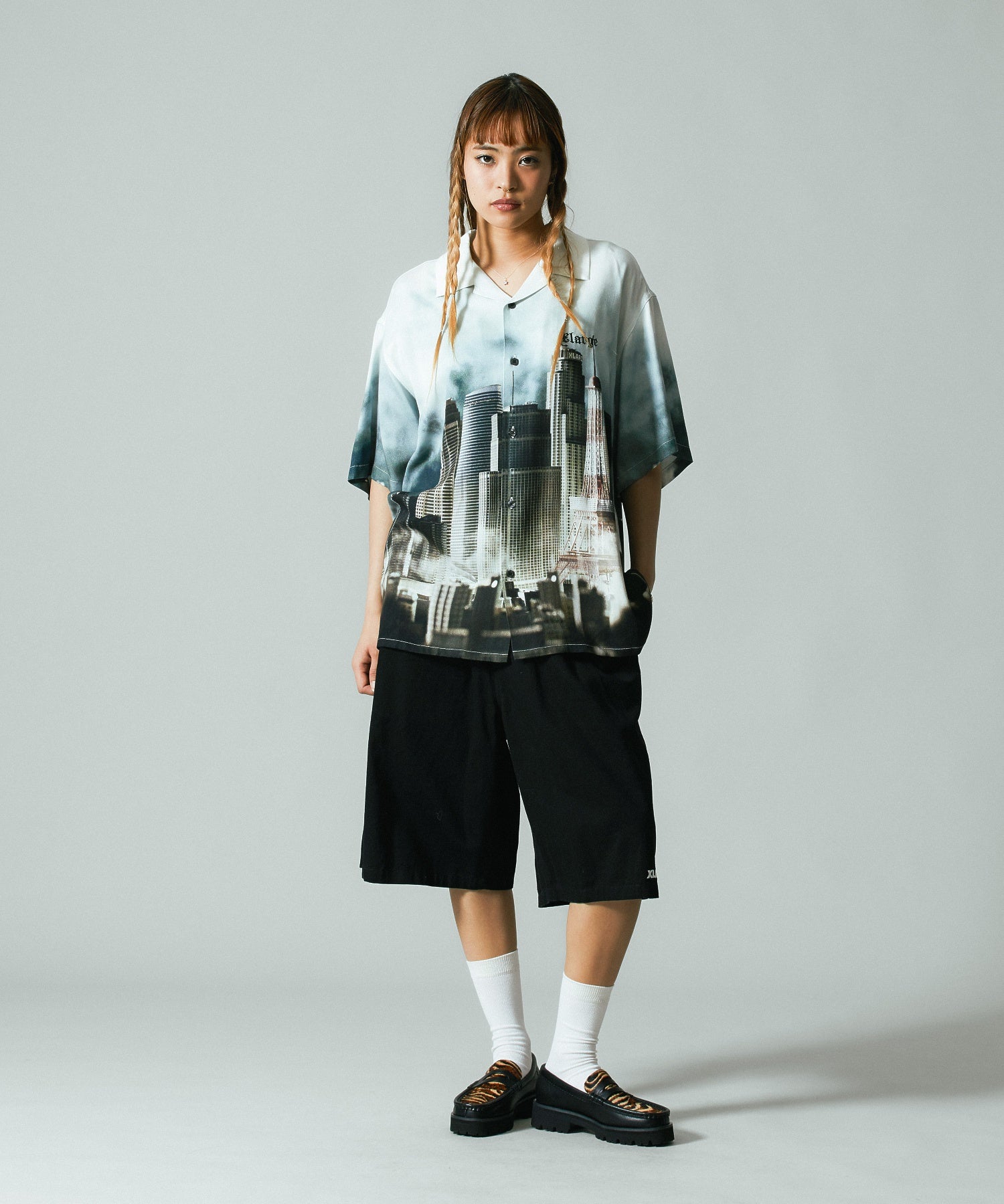 MODEL 身長165cm / 着用サイズ：Lサイズ