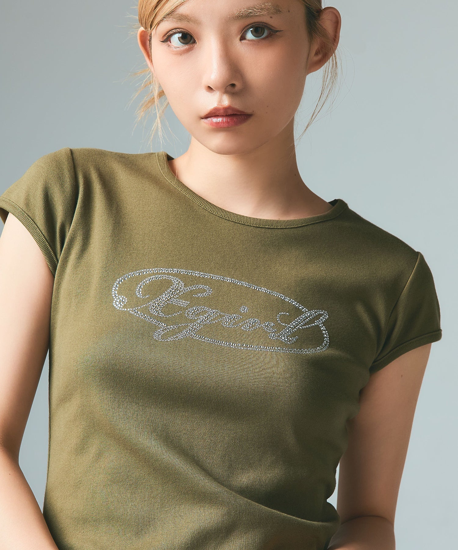 RHINESTONE OVAL CURSIVE LOGO S/S BABY TEE