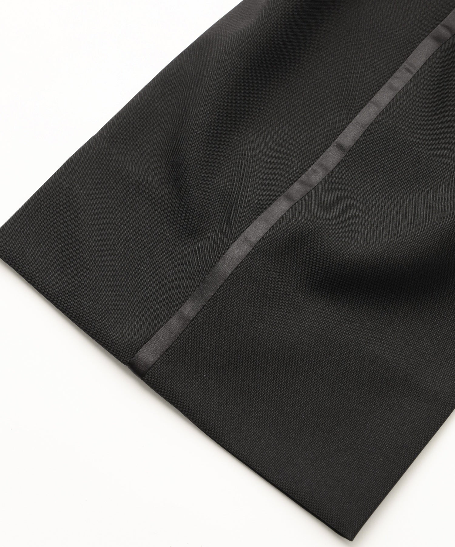 WAIST ADJUSTABLE WIDE TUCK PANTS