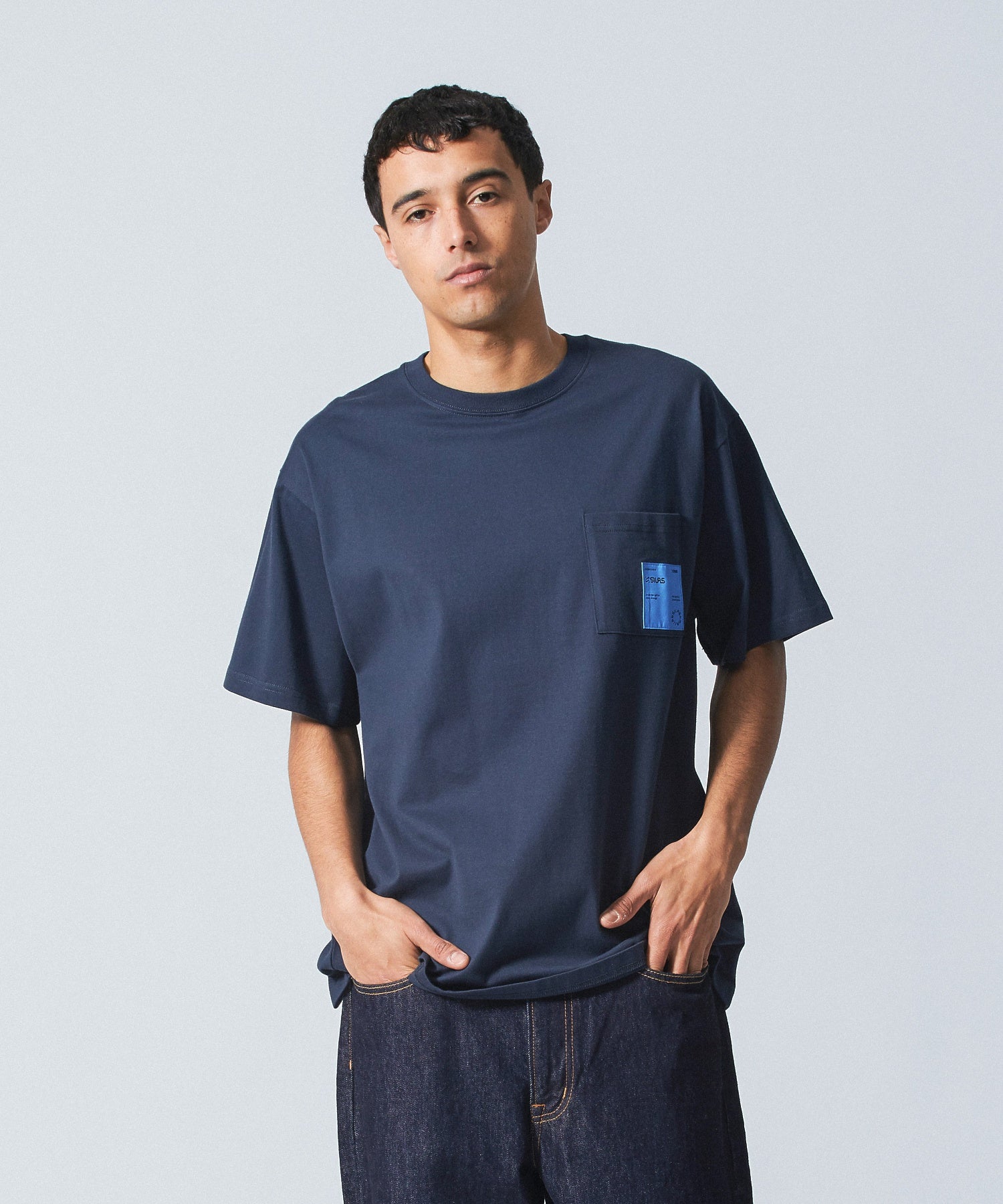 LABELED POCKET S/S TEE