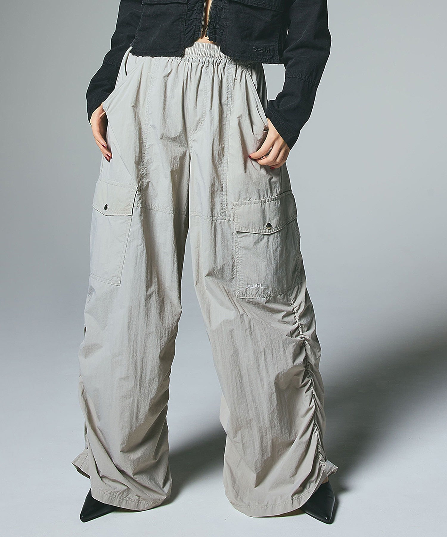 VOLUME HEM LOOSE EASY PANTS