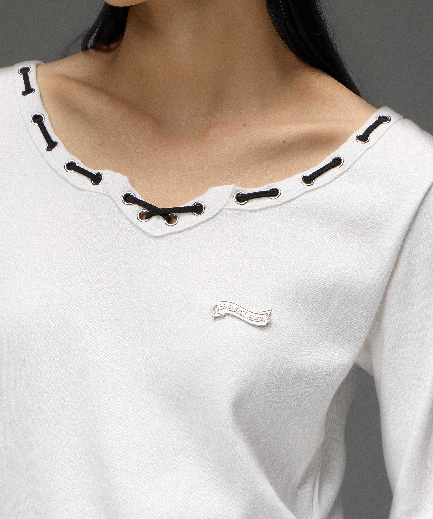 STRING COLLAR L/S COMPACT TOP