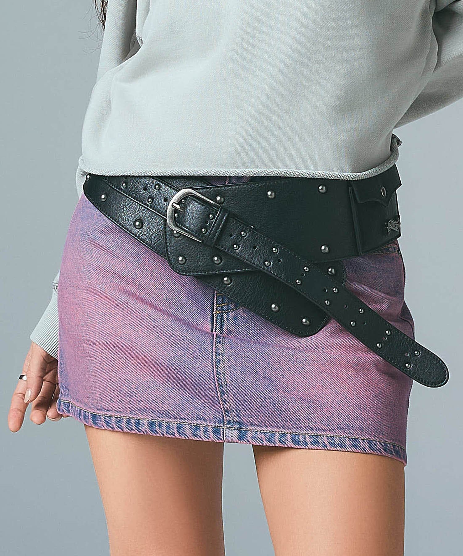 STUDDED THICK BELT