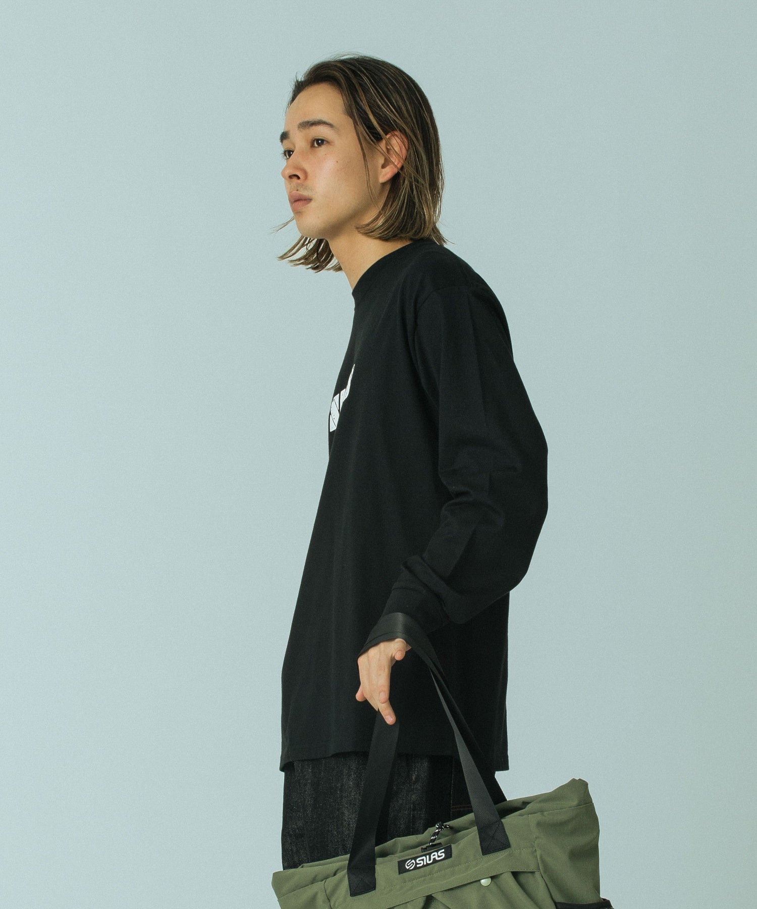 model：H174 着用サイズ：L