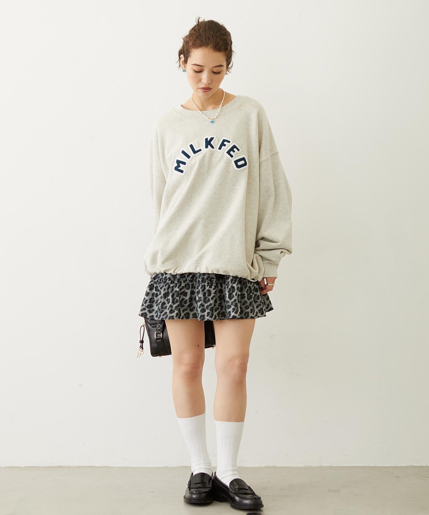 PATCH DRAWSTRING BIG SWEAT TOP