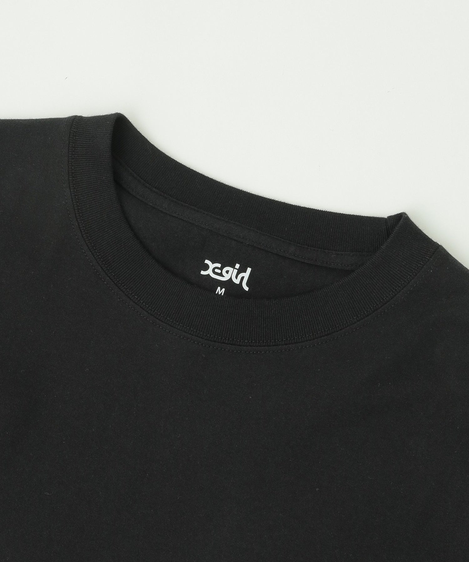 SAFETY PIN AND HEART LOGO S/S TEE