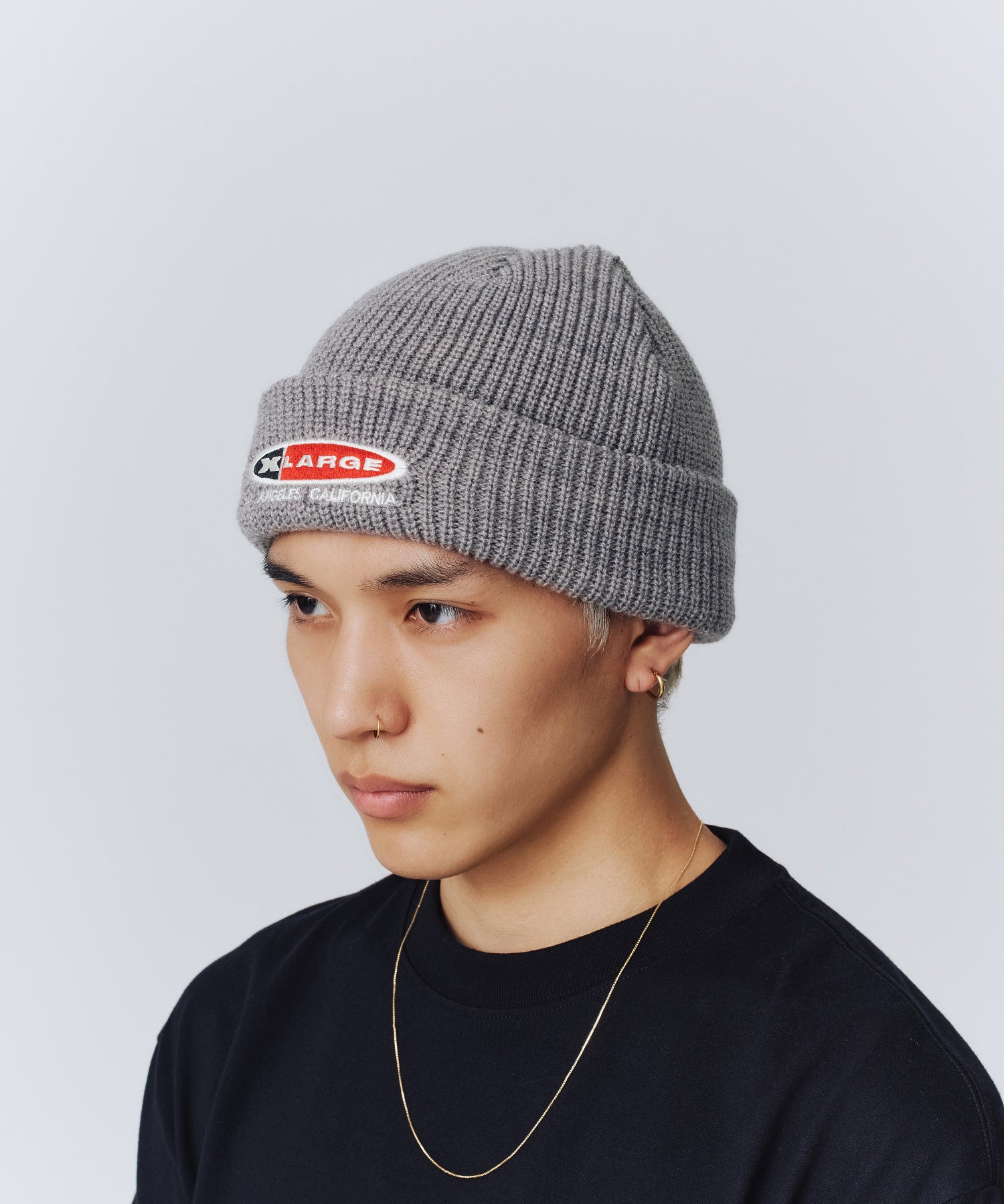 OVAL EMB. KNIT CAP