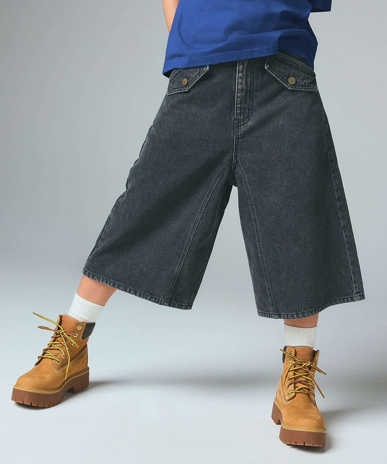 FLAP POCKET SHORTS