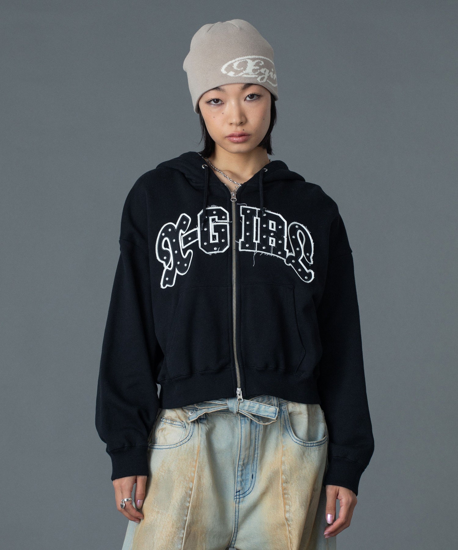 STUDDED LOGO ZIP UP SWEAT HOODIE